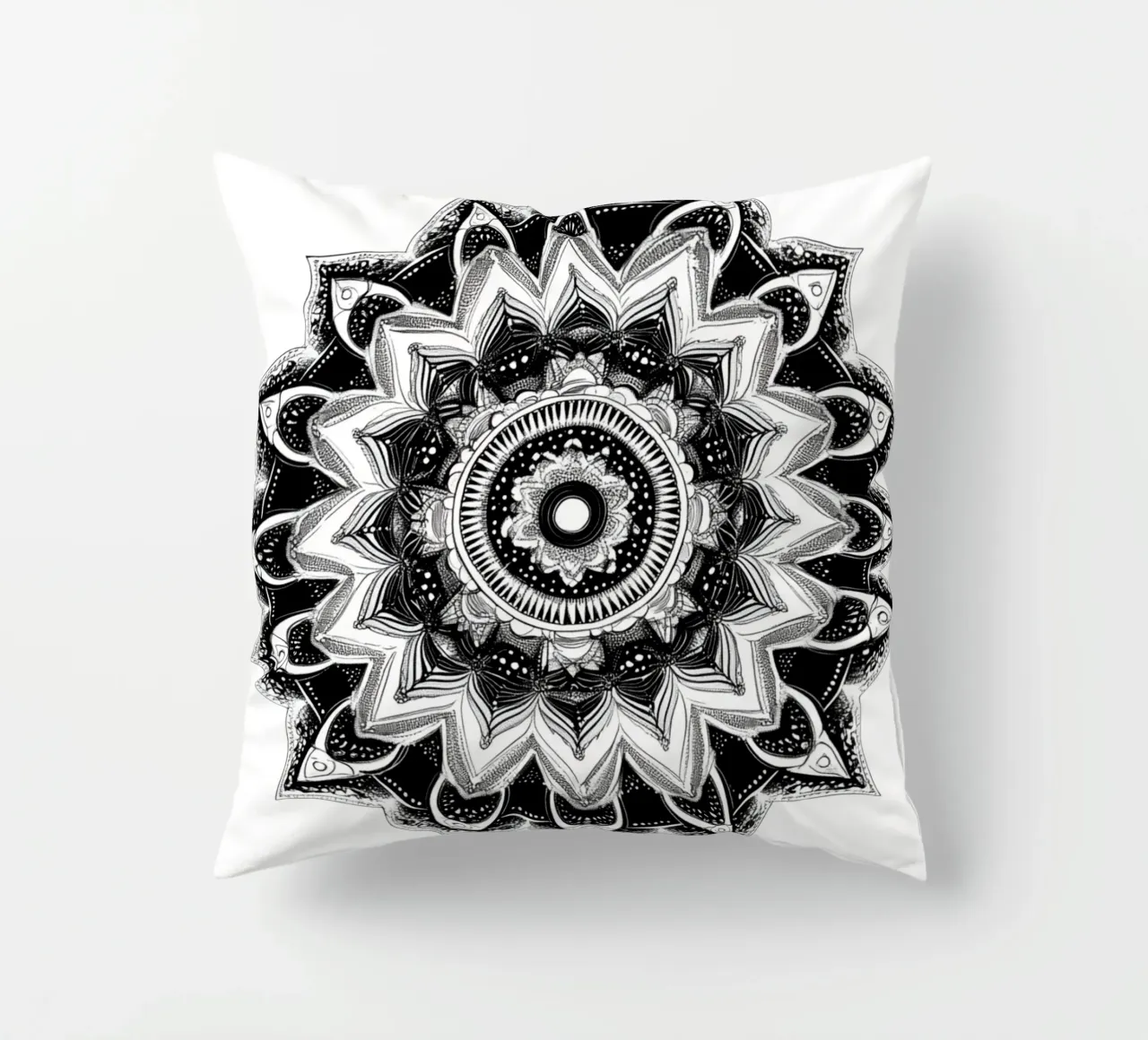 Mandala in bianco e nero cuscino da Spiritual Touch
