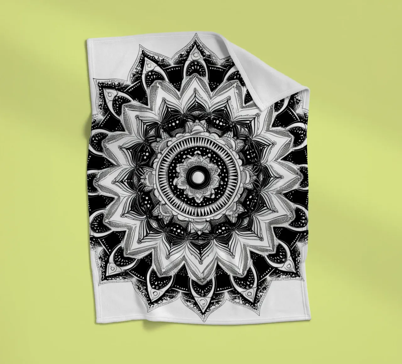 Mandala in bianco e nero coperta in pile da Spiritual Touch