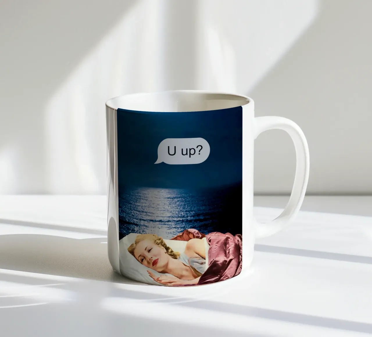 U up? Late night texts tazza in ceramica da MsGonzalez
