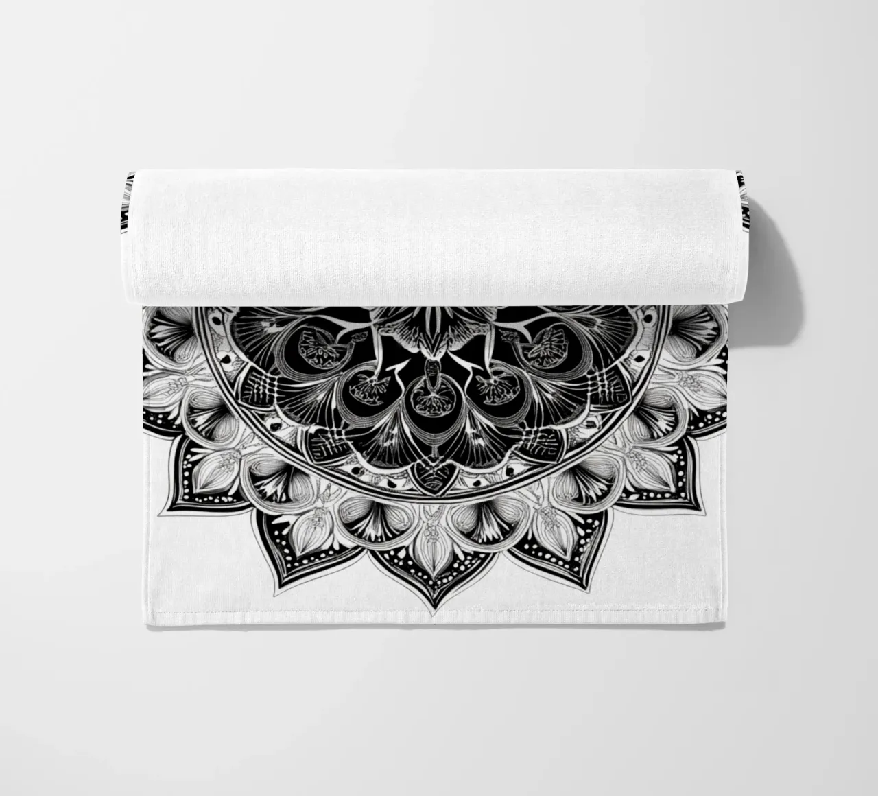 Mandala in bianco e nero telo mare da Spiritual Touch