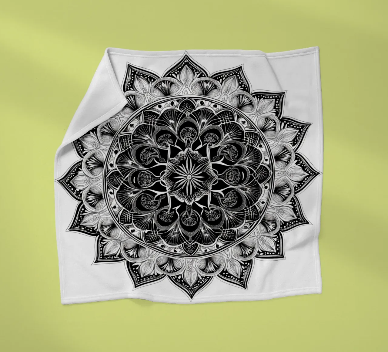 Mandala in bianco e nero coperta in pile da Spiritual Touch