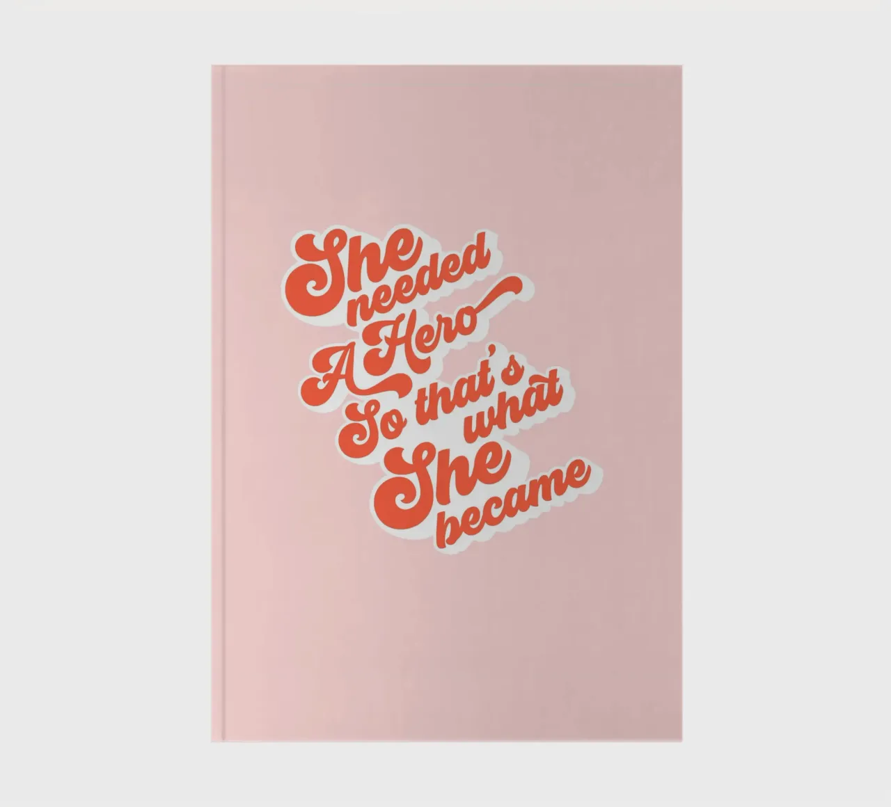 Elle avait besoin d'un héros - Groovy Typographic Print carnet de notes de Dominique Vari Words
