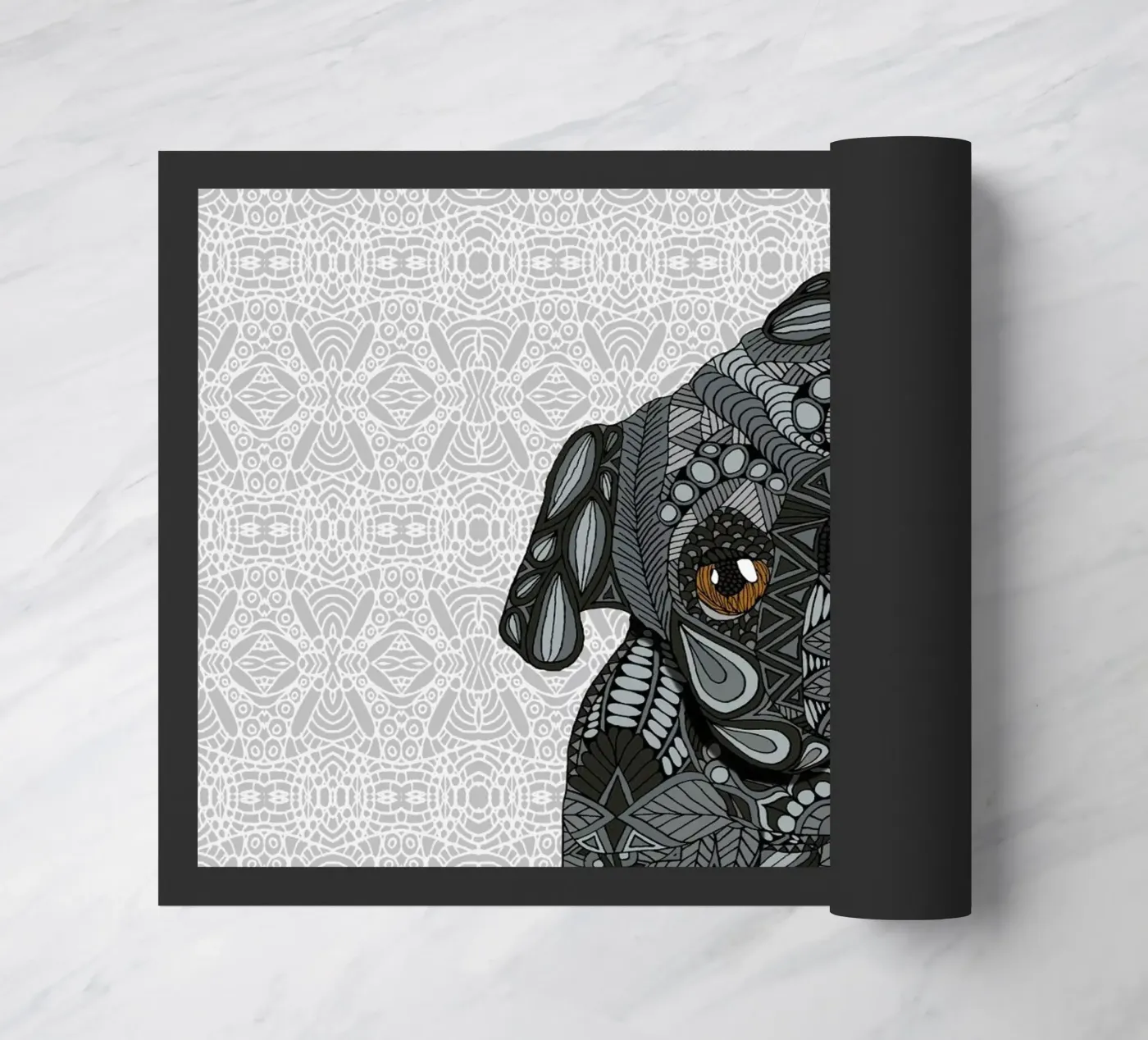 Black Pug zerbino da Angelika Parker