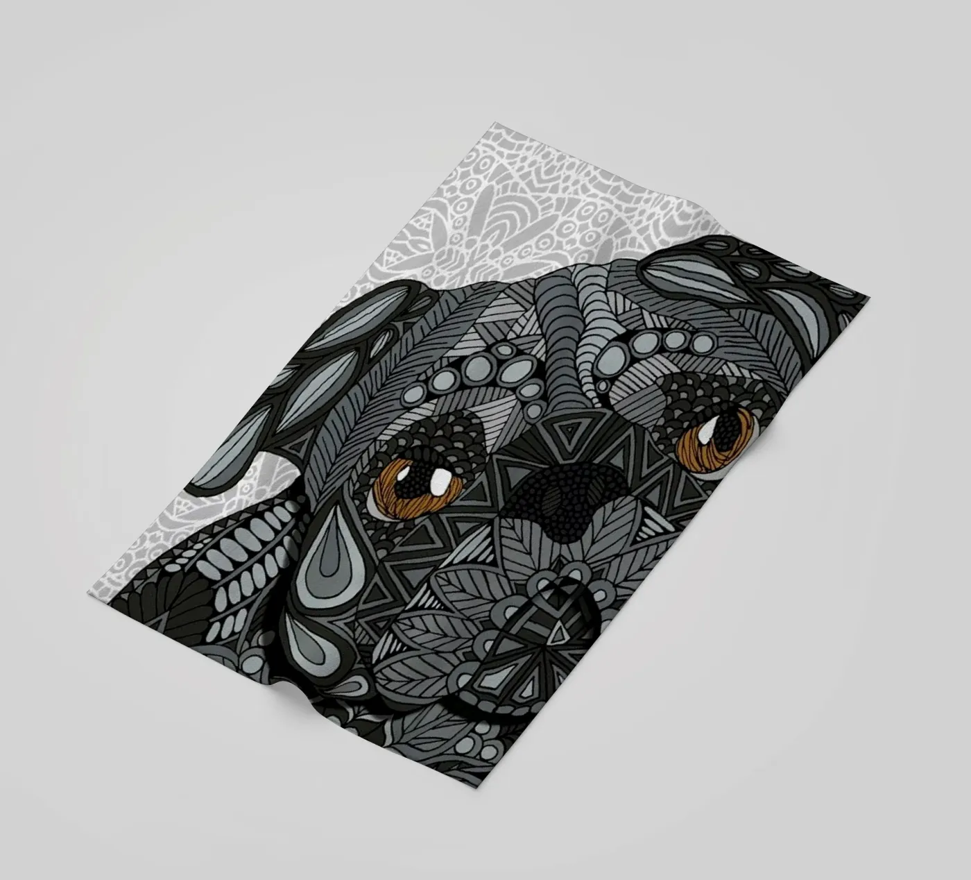 Black Pug telo mare da Angelika Parker
