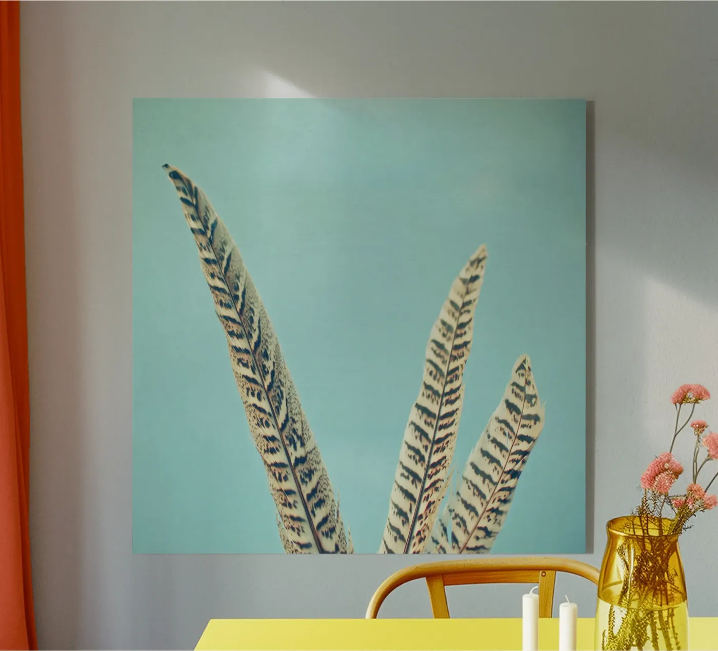 Feathers acryl van Cassia Beck Photography