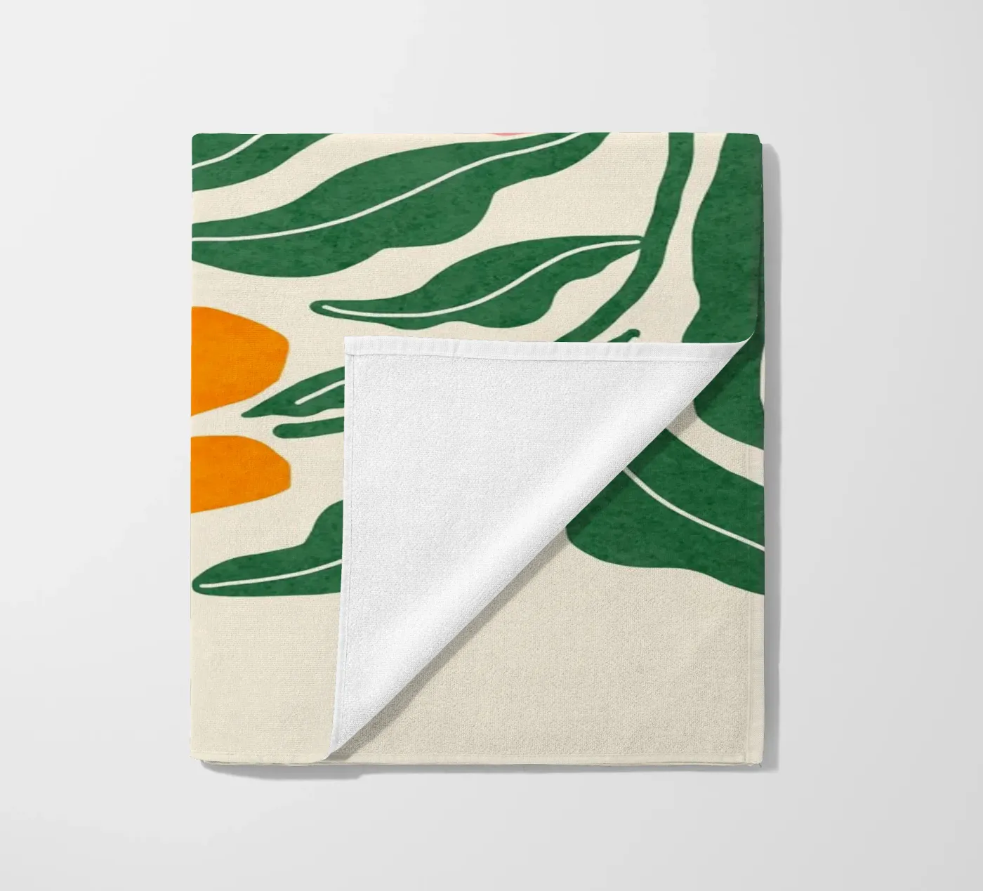 Whimsy Bloom - bright serviette de plage de Gale Switzer