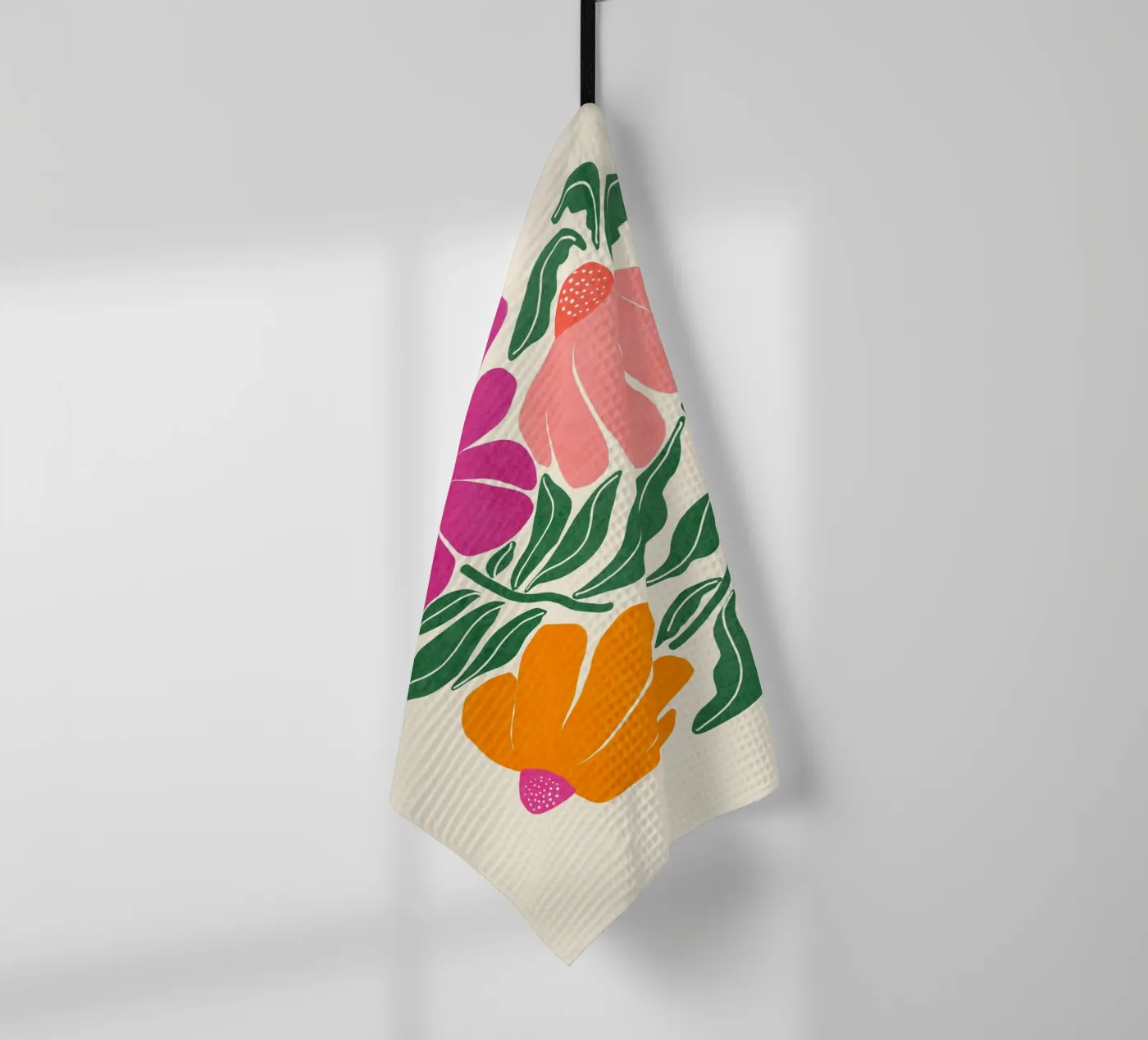 Whimsy Bloom - hell Geschirrtuch von Gale Switzer