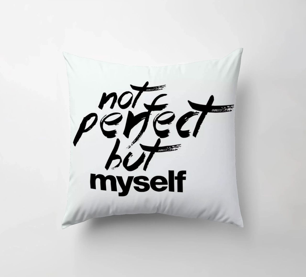 Not Perfect but myself cuscino da FUNKE Lifestyle GmbH