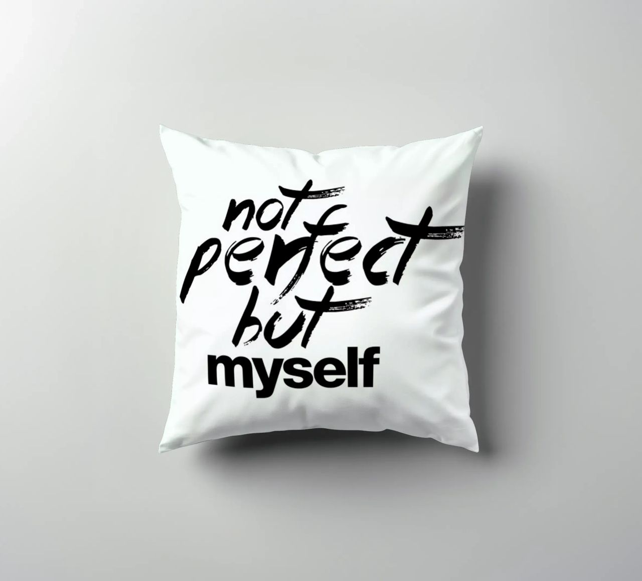 Not Perfect but myself cuscino da FUNKE Lifestyle GmbH