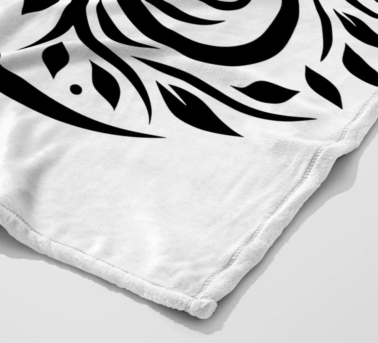 Mandala in bianco e nero coperta in pile da Spiritual Touch