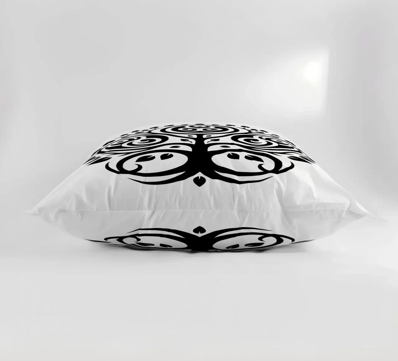 Mandala in bianco e nero cuscino da Spiritual Touch