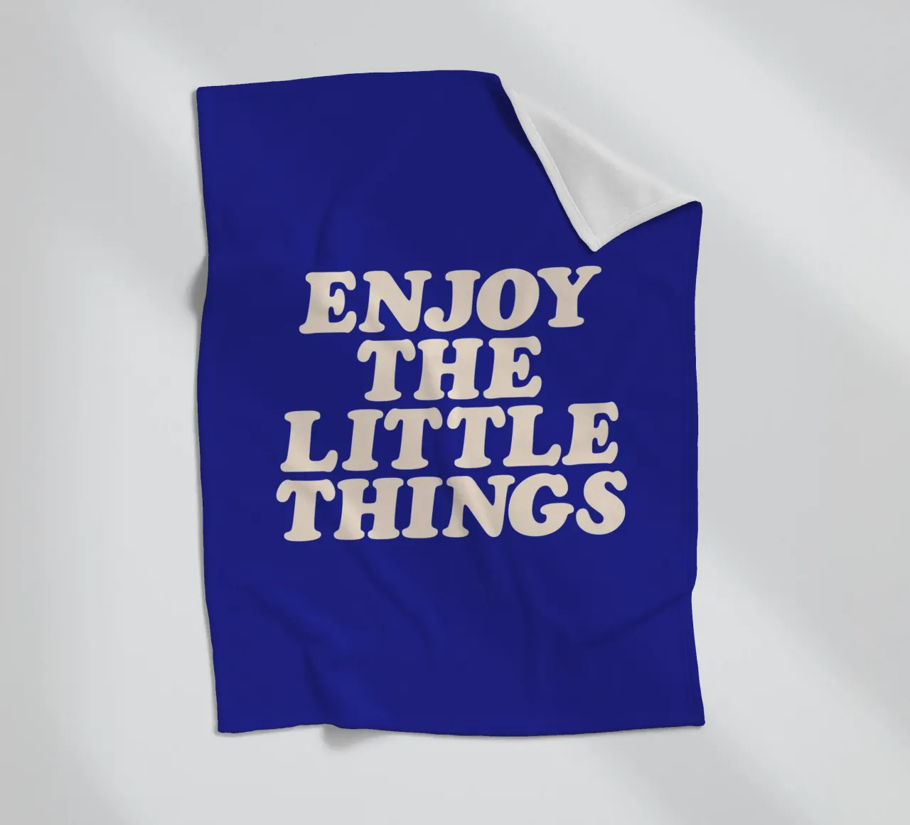 Godetevi le piccole cose Design tipografico positivo coperta in pile da THE MOTIVATED TYPE
