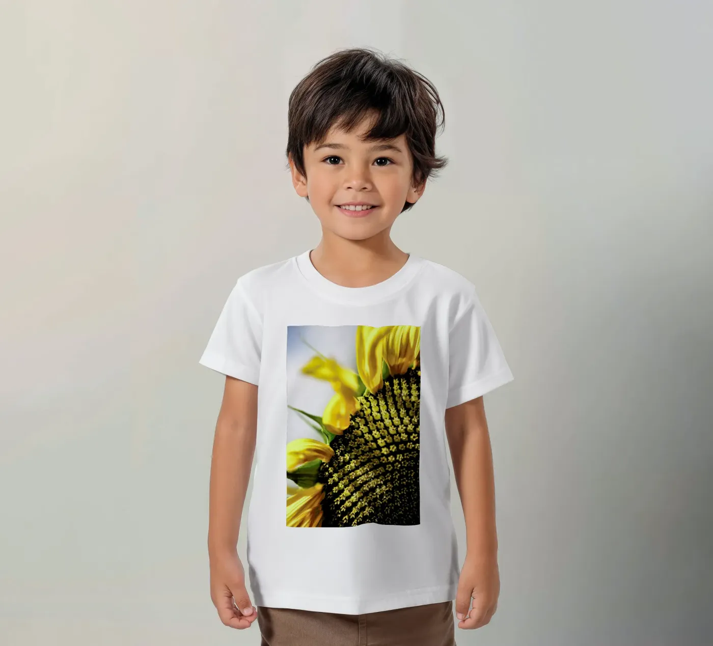 Sunflower t-shirt bambini da Shot By Clint