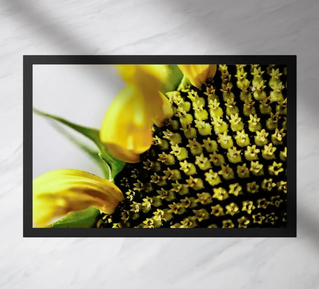 Sunflower deurmat van Shot By Clint