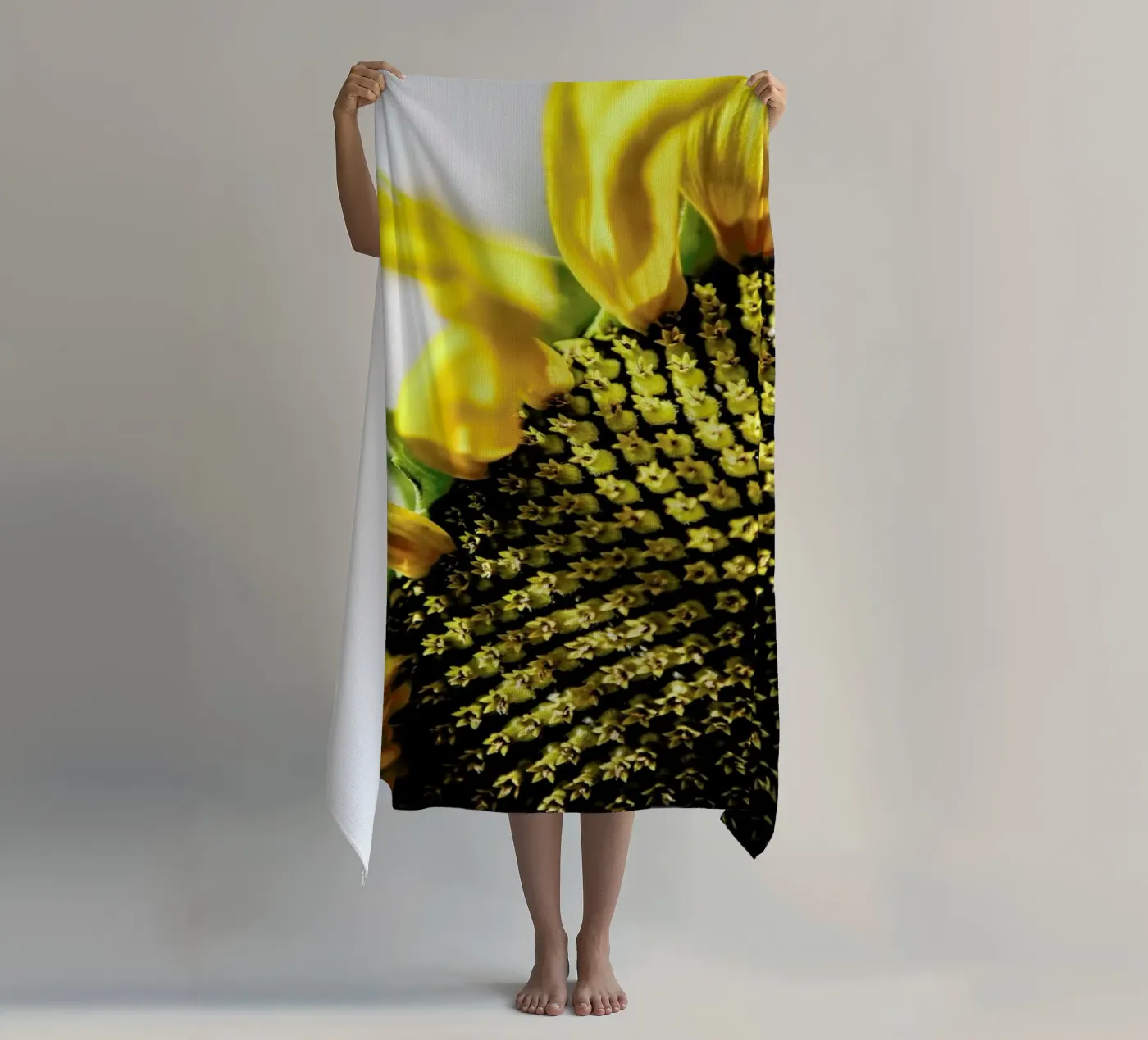 Sunflower strandhanddoek van Shot By Clint