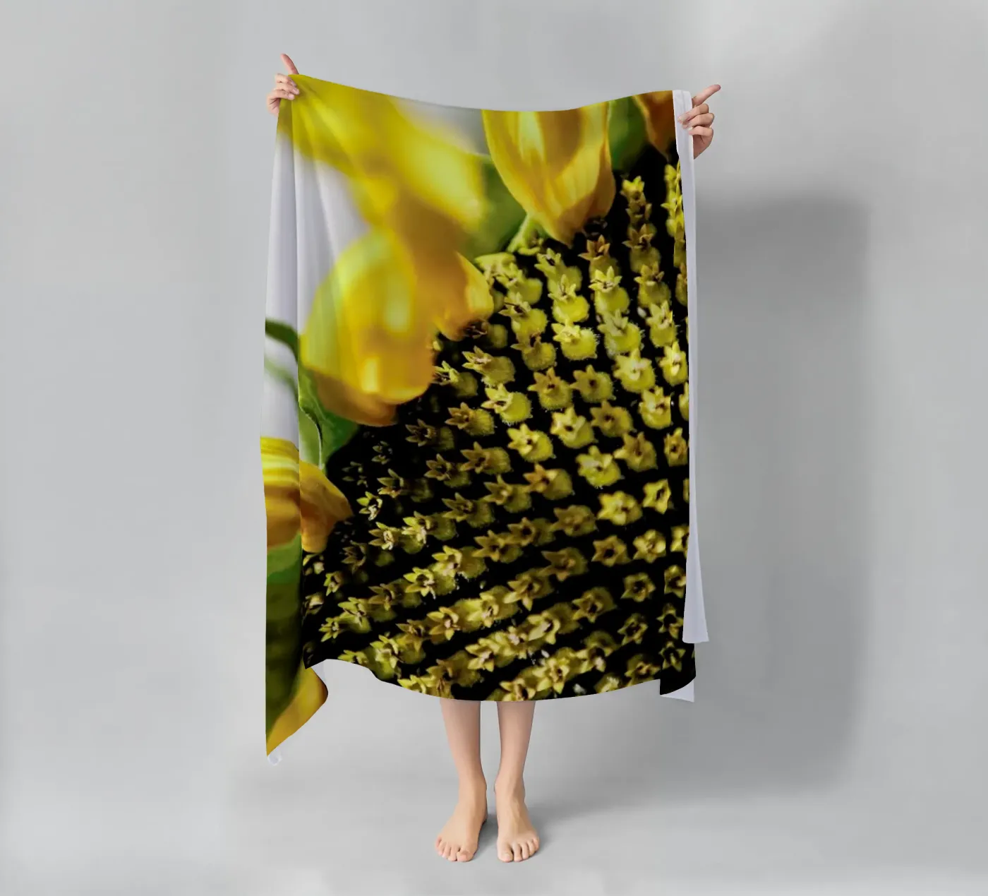 Sunflower strandhanddoek van Shot By Clint