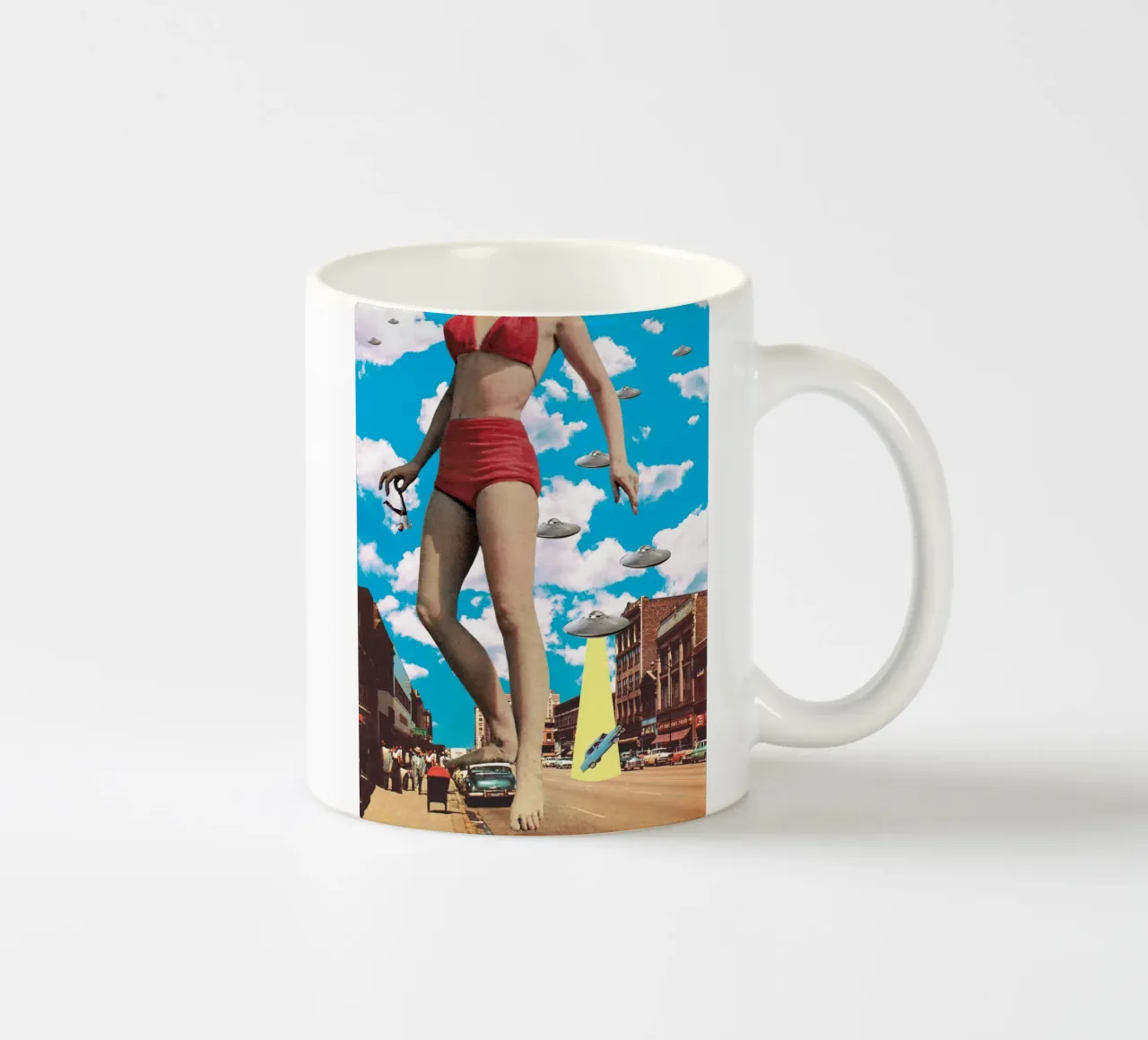 She's arrived tazza in ceramica da MsGonzalez