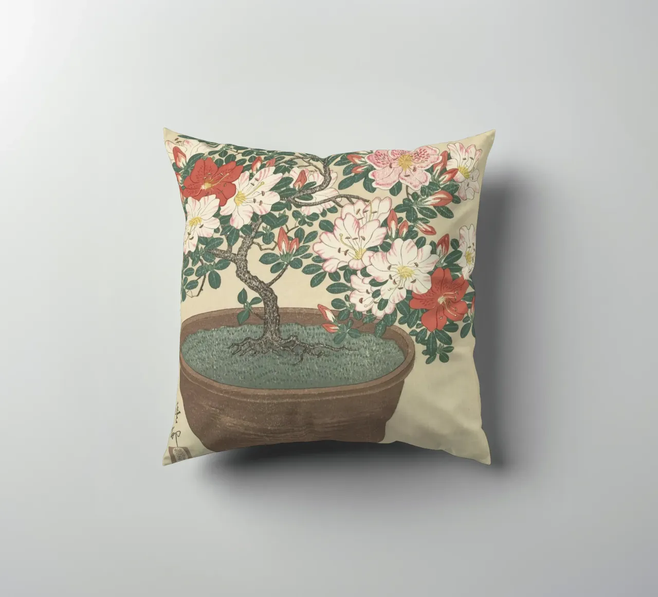 Azalea in fiore in vaso marrone - Ohara Koson cuscino da William Store
