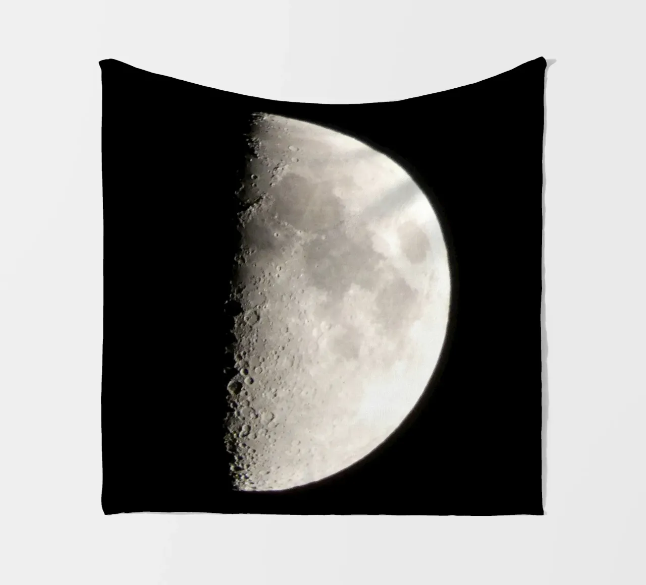 Demi Lune dans l'obscurité coperta in pile da Estelle Création