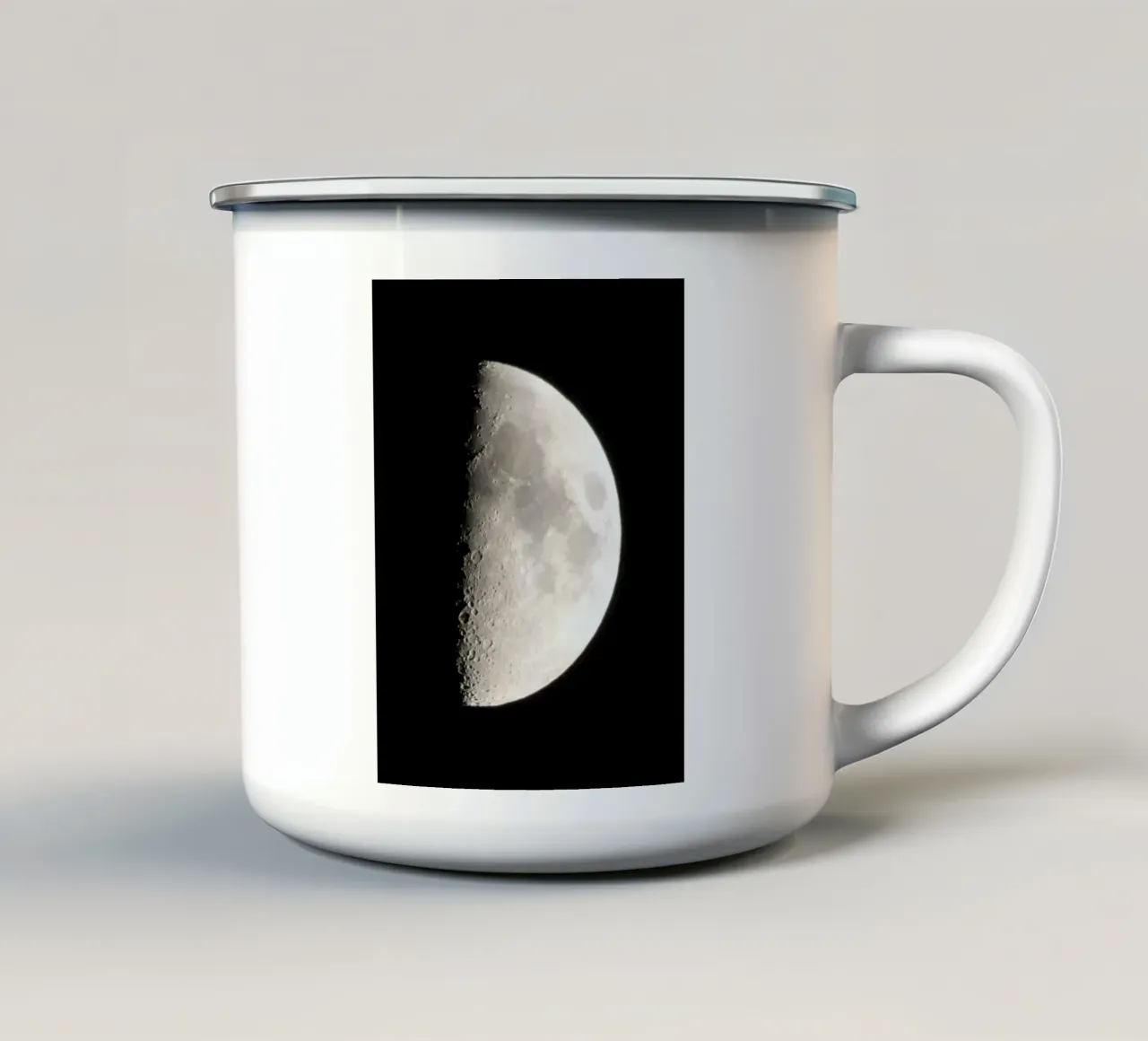 Demi Lune dans l'obscurité tazza in smalto da Estelle Création