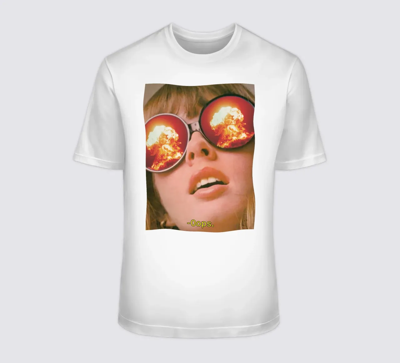 Oops. (The Explosion) t-shirt da MsGonzalez