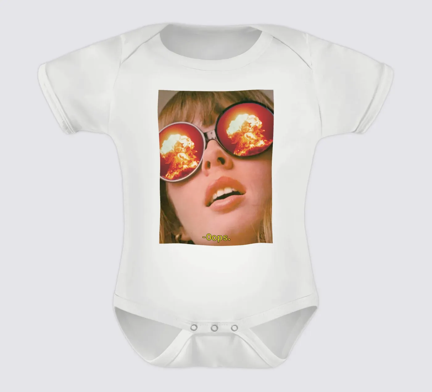 Oops. (The Explosion) body bébé de MsGonzalez