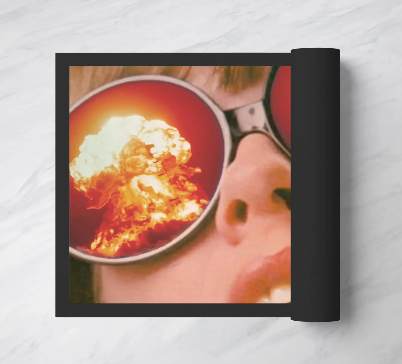 Oops. (The Explosion) Fußmatte von MsGonzalez