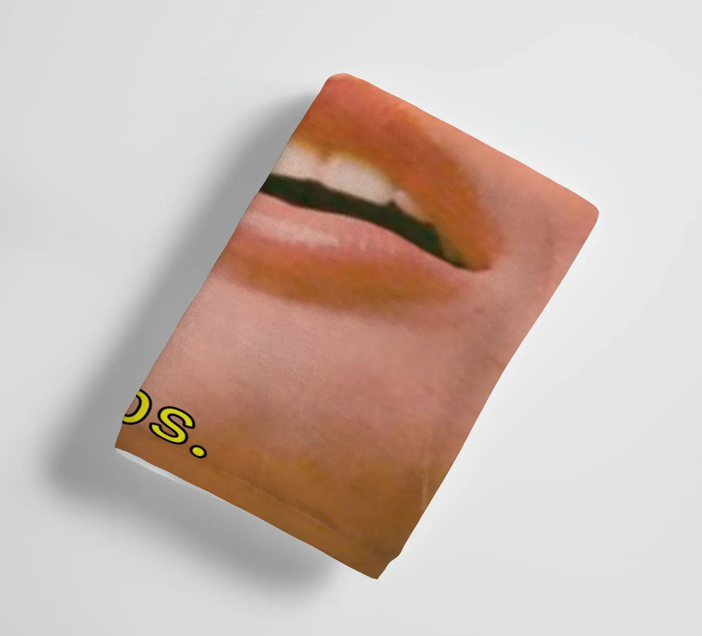 Oops. (The Explosion) badhanddoek van MsGonzalez