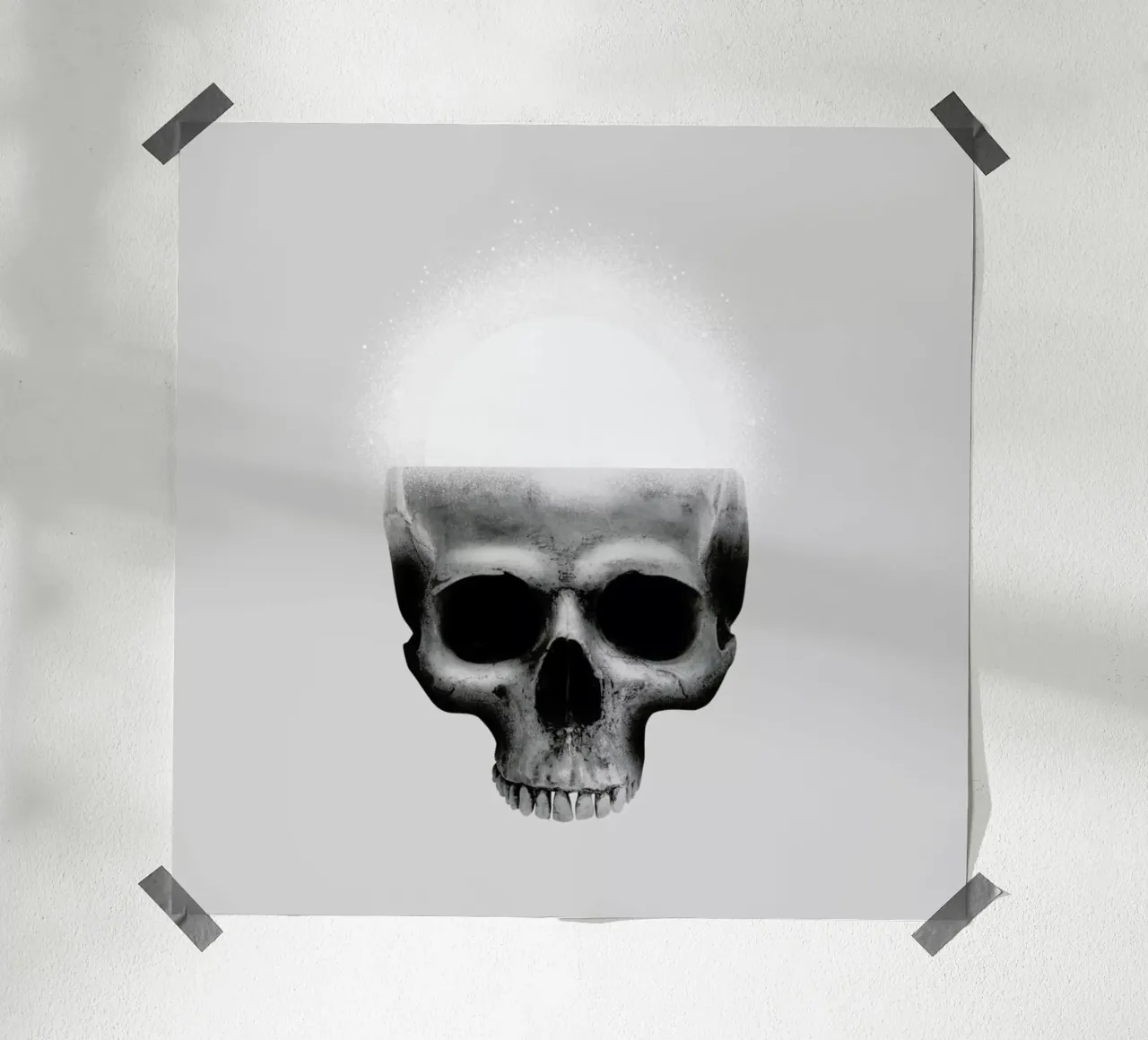 Skull Rise poster con telaio in legno da Chris Wharton