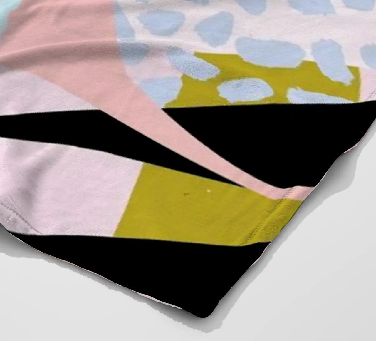 Untitled coperta in pile da Tom Abbiss Smith