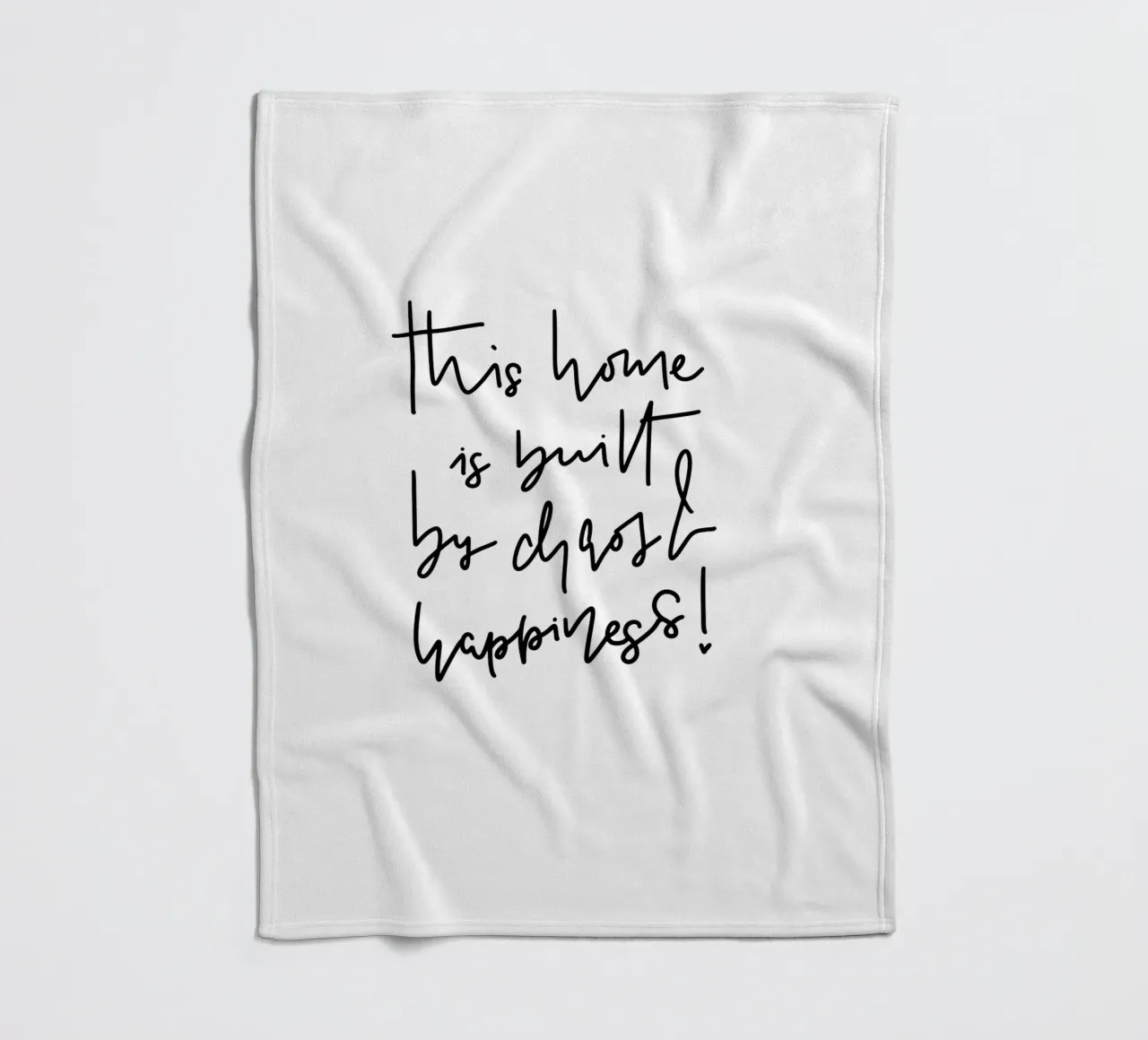 This home is built by chaos & happiness! coperta in pile da LIMITED EDITION LETTERS