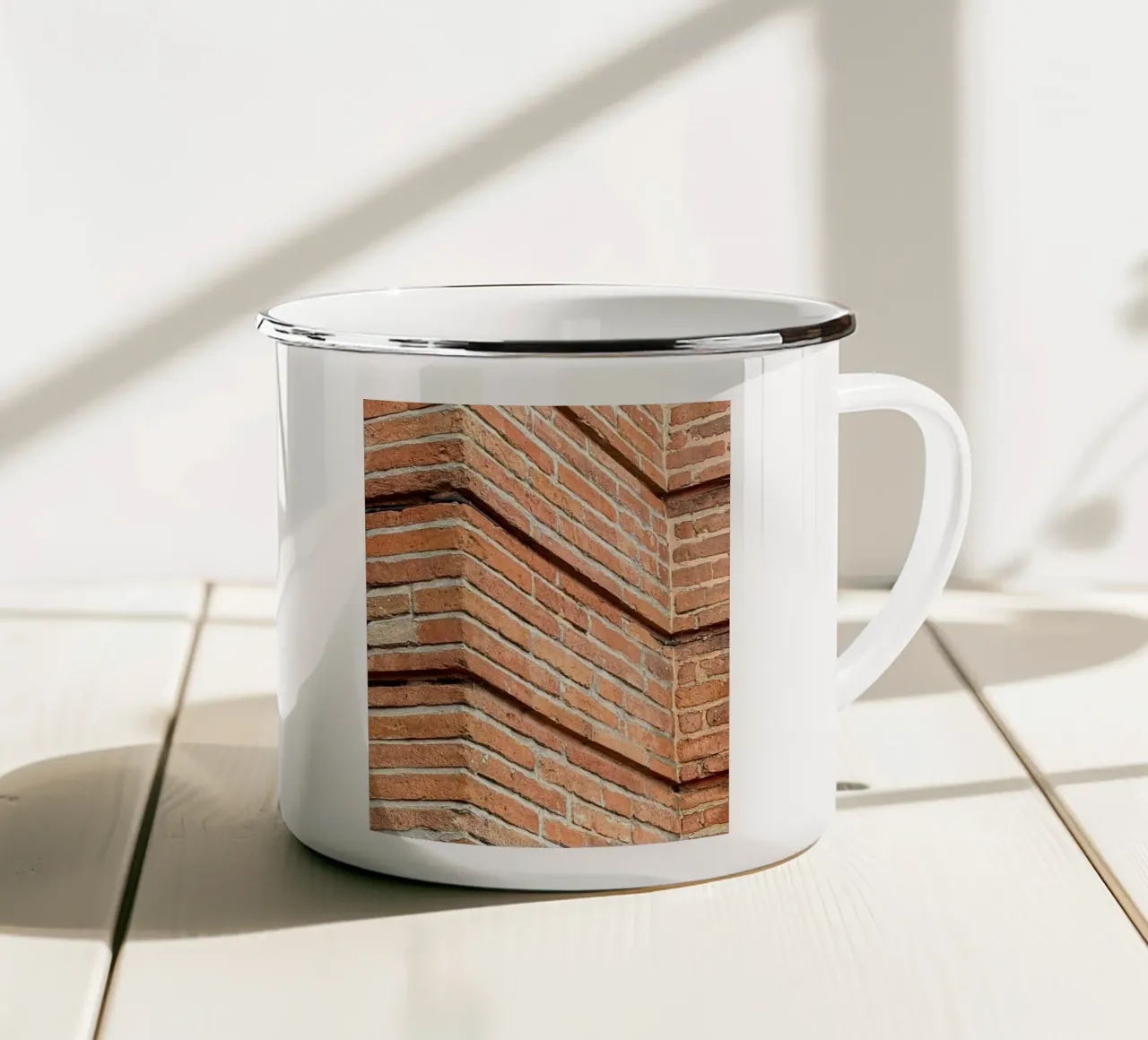 Mattoni urbani tazza in smalto da Estelle Création