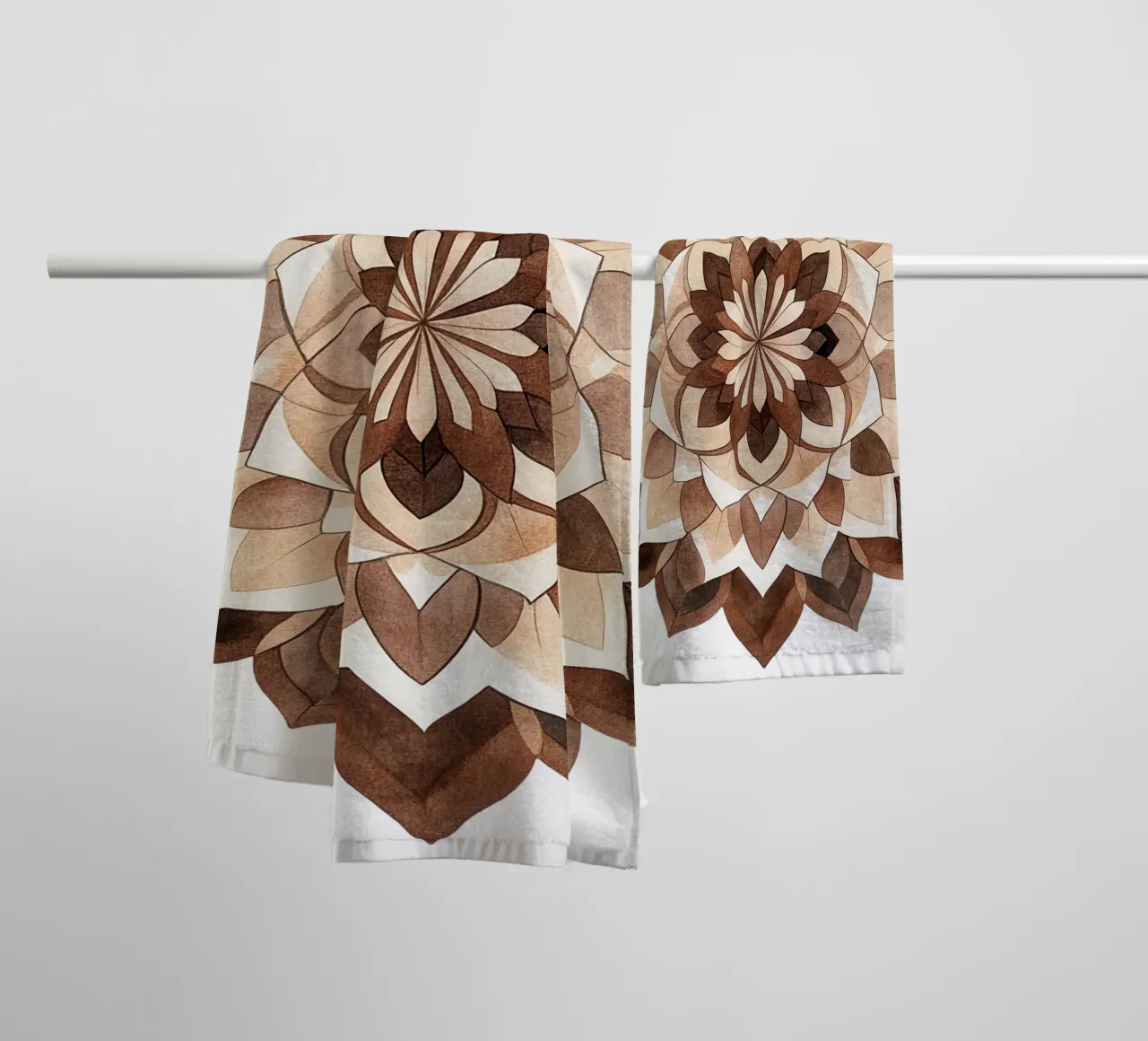 Mandala di moka ad acquerello asciugamano da bagno da Spiritual Touch