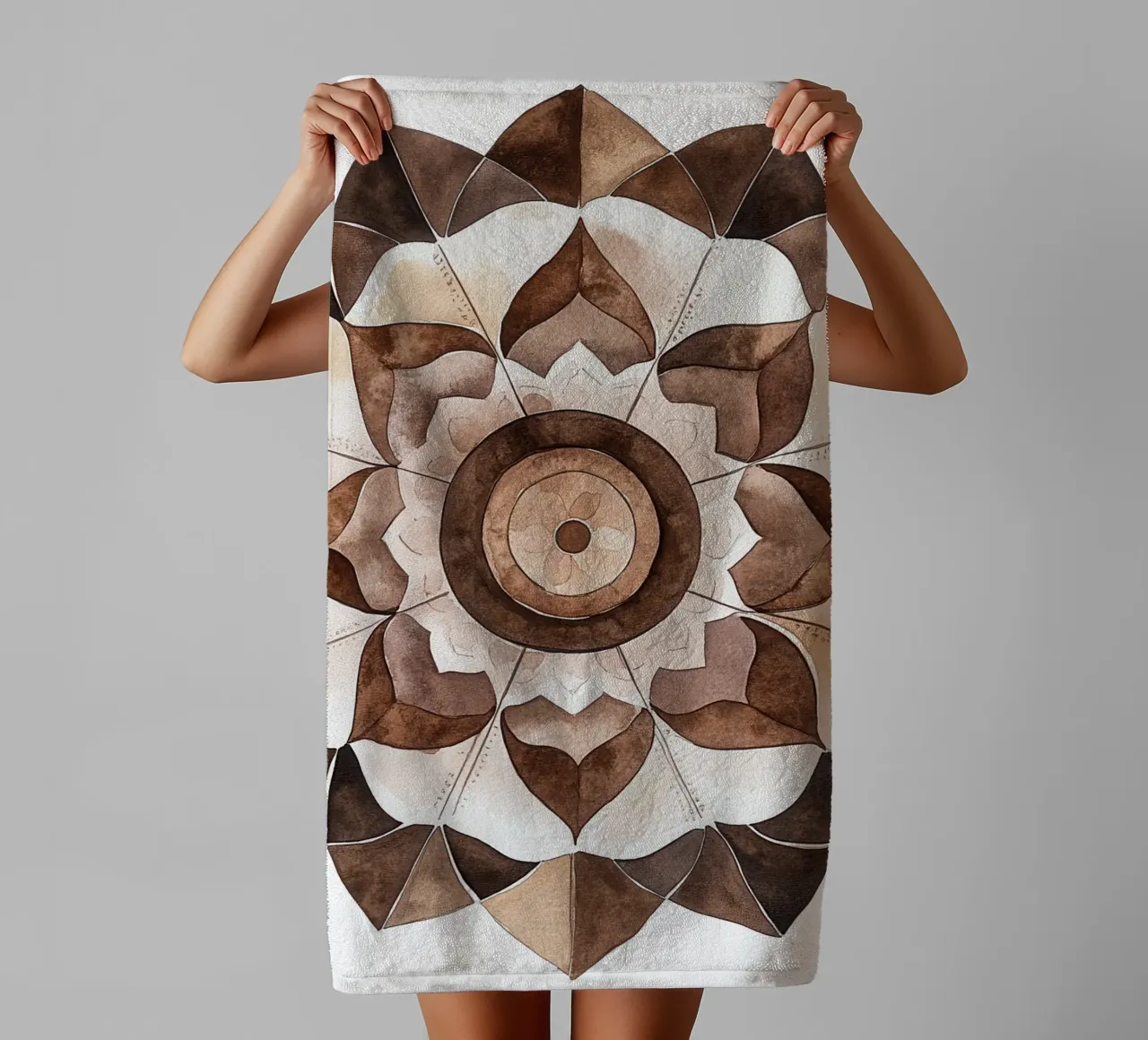Mandala di moka ad acquerello asciugamano da bagno da Spiritual Touch