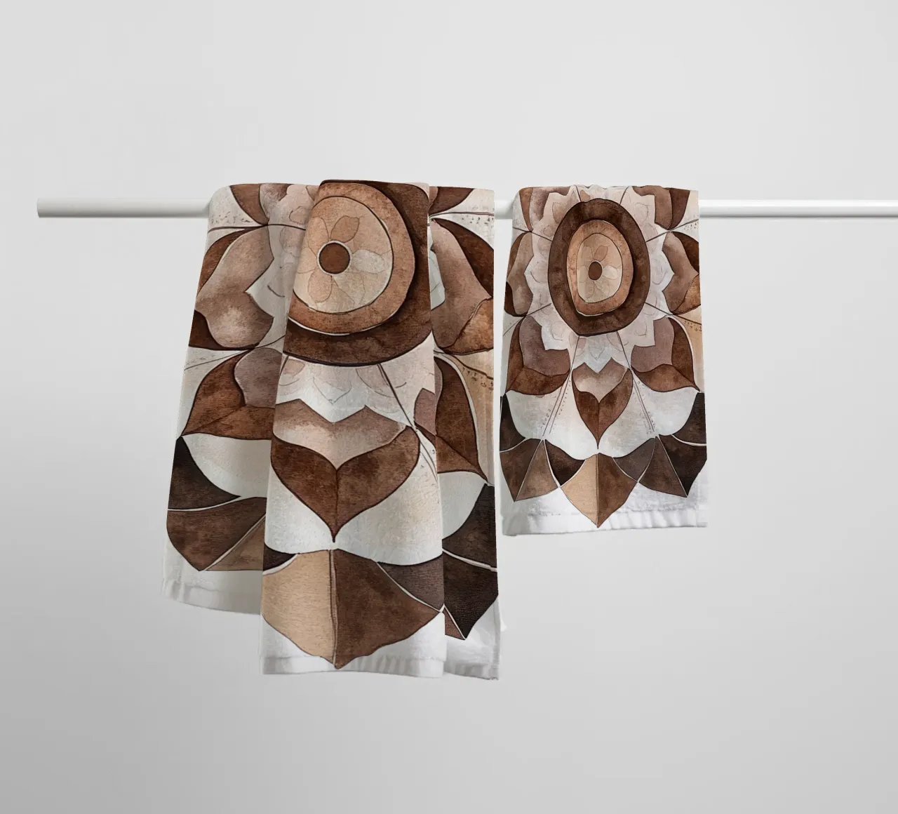 Mandala di moka ad acquerello asciugamano da bagno da Spiritual Touch