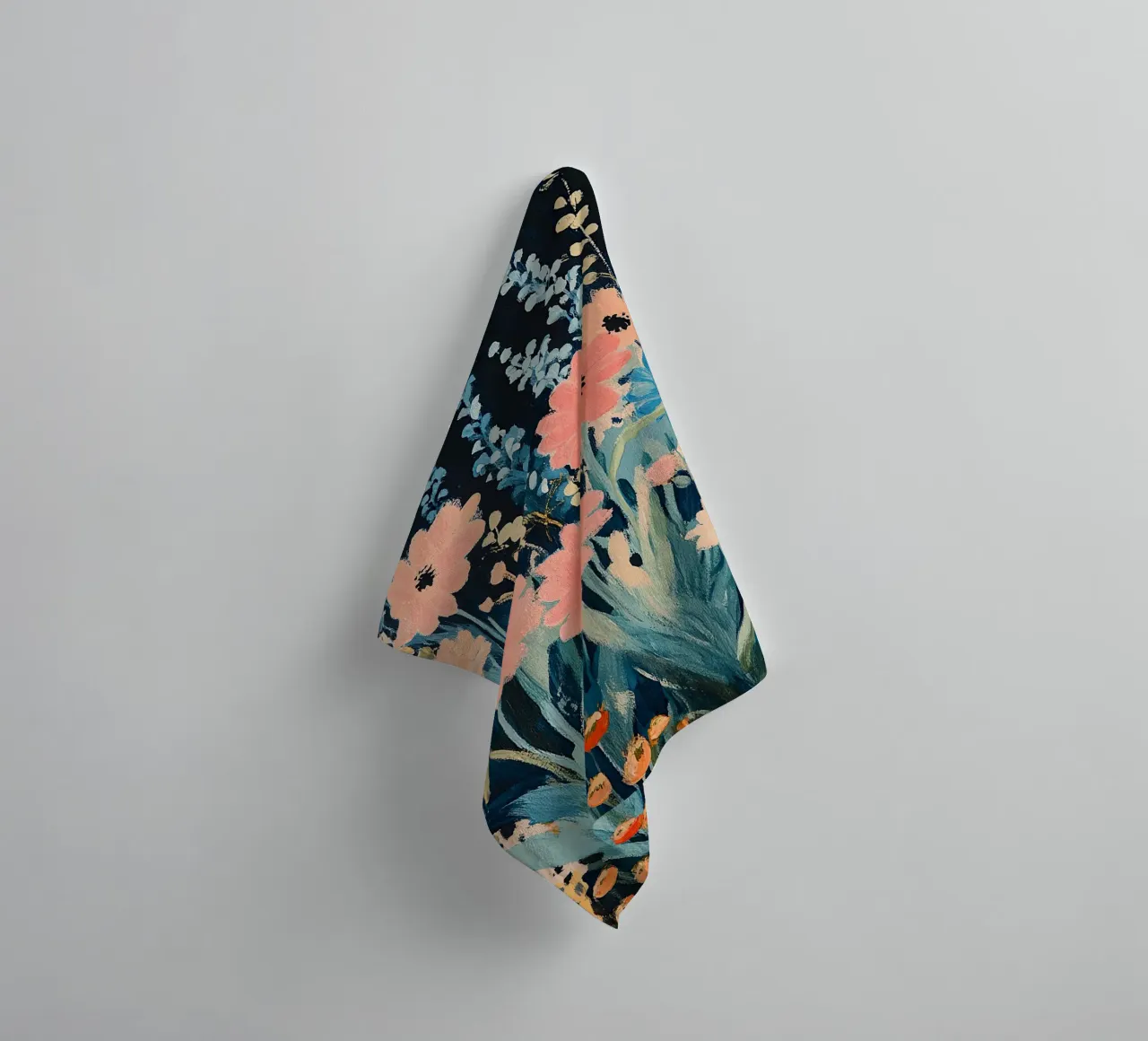 Fiori di leopardo asciugamano da bagno da Nikis Art Studio