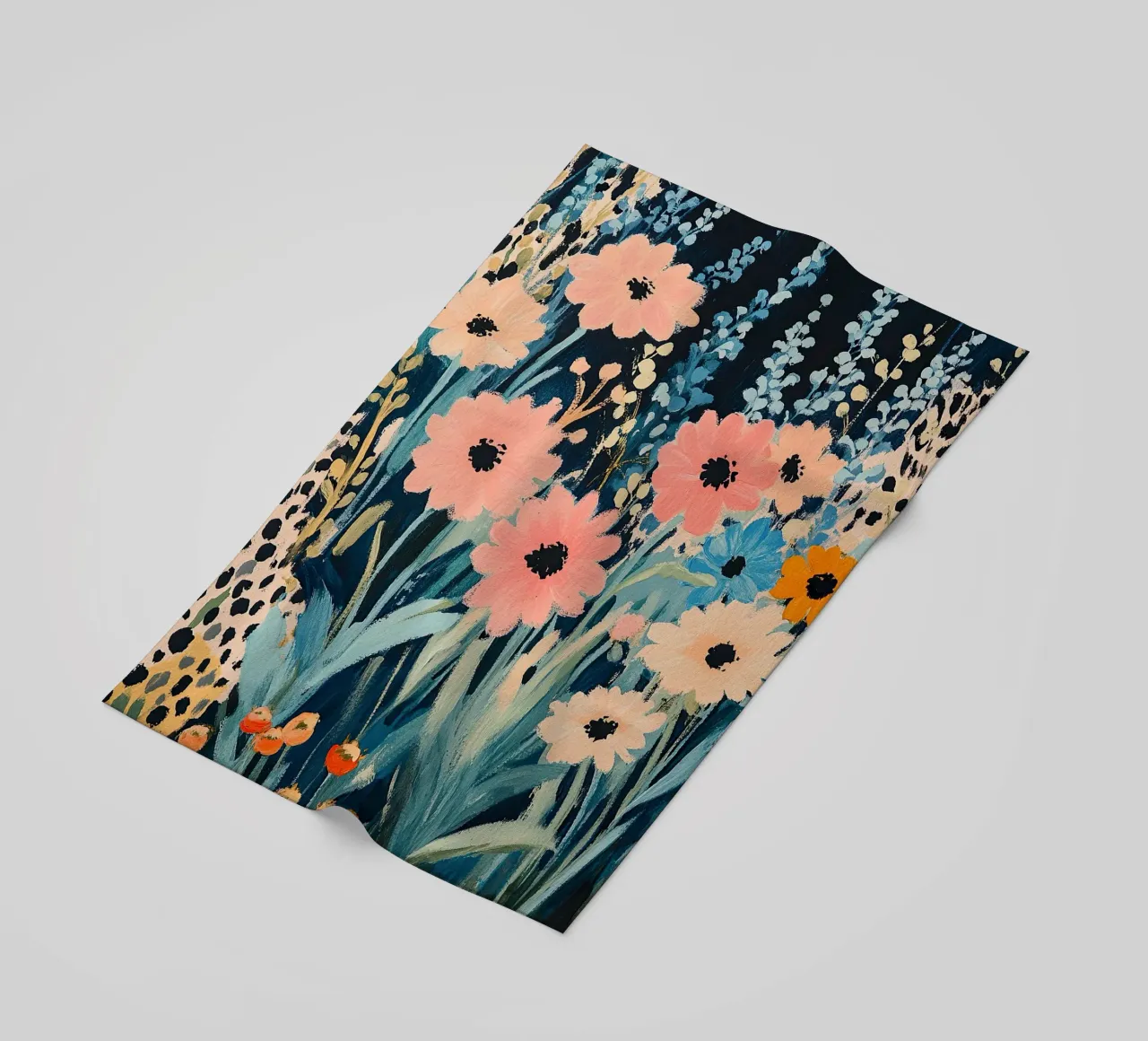 Fiori di leopardo telo mare da Nikis Art Studio