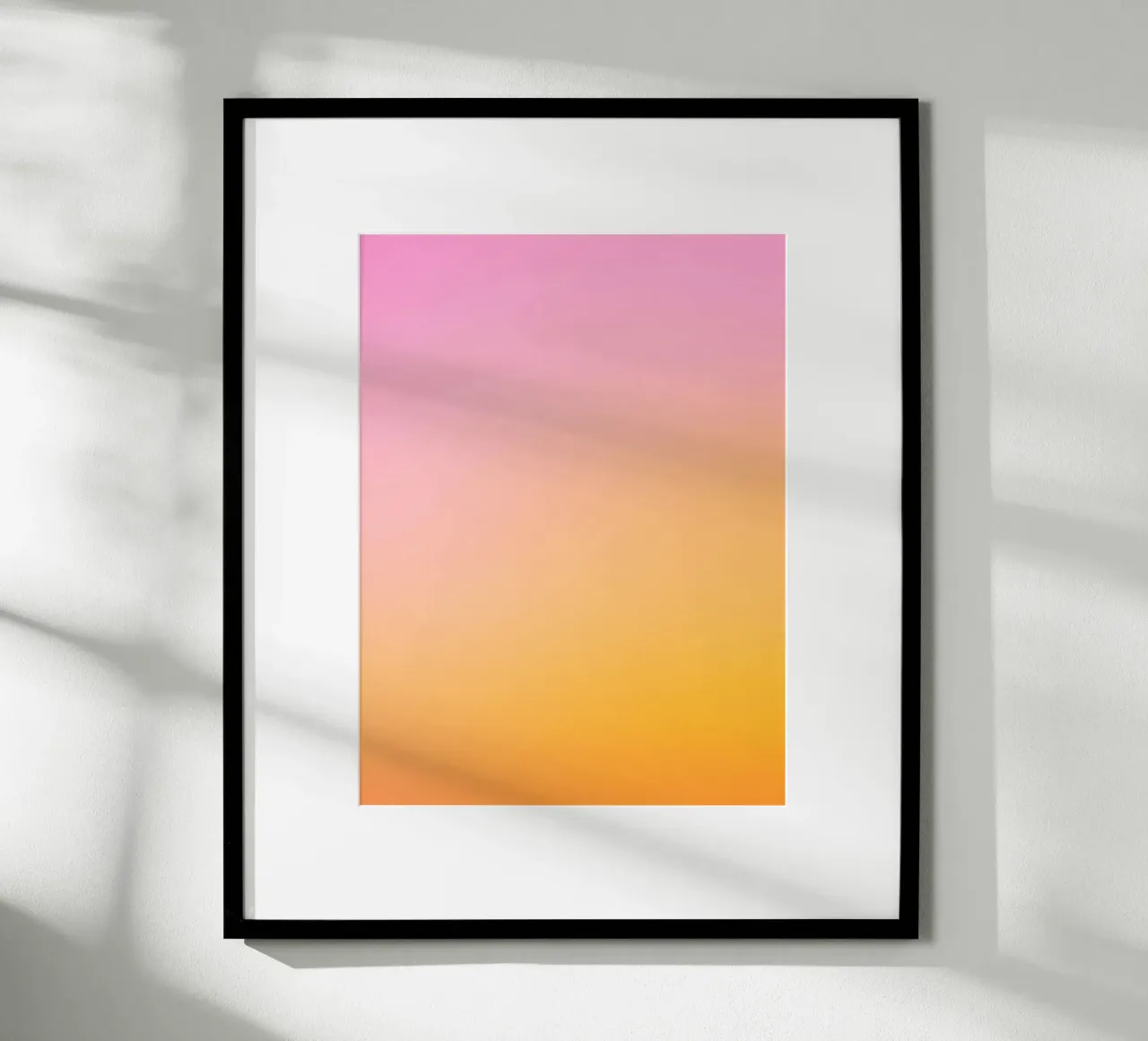 Optimistic Sunrise Pink & Yellow Dreamy Gradient (Lever de soleil optimiste, rose et jaune) poster avec cadre en plastique de Dominique Vari Abstract