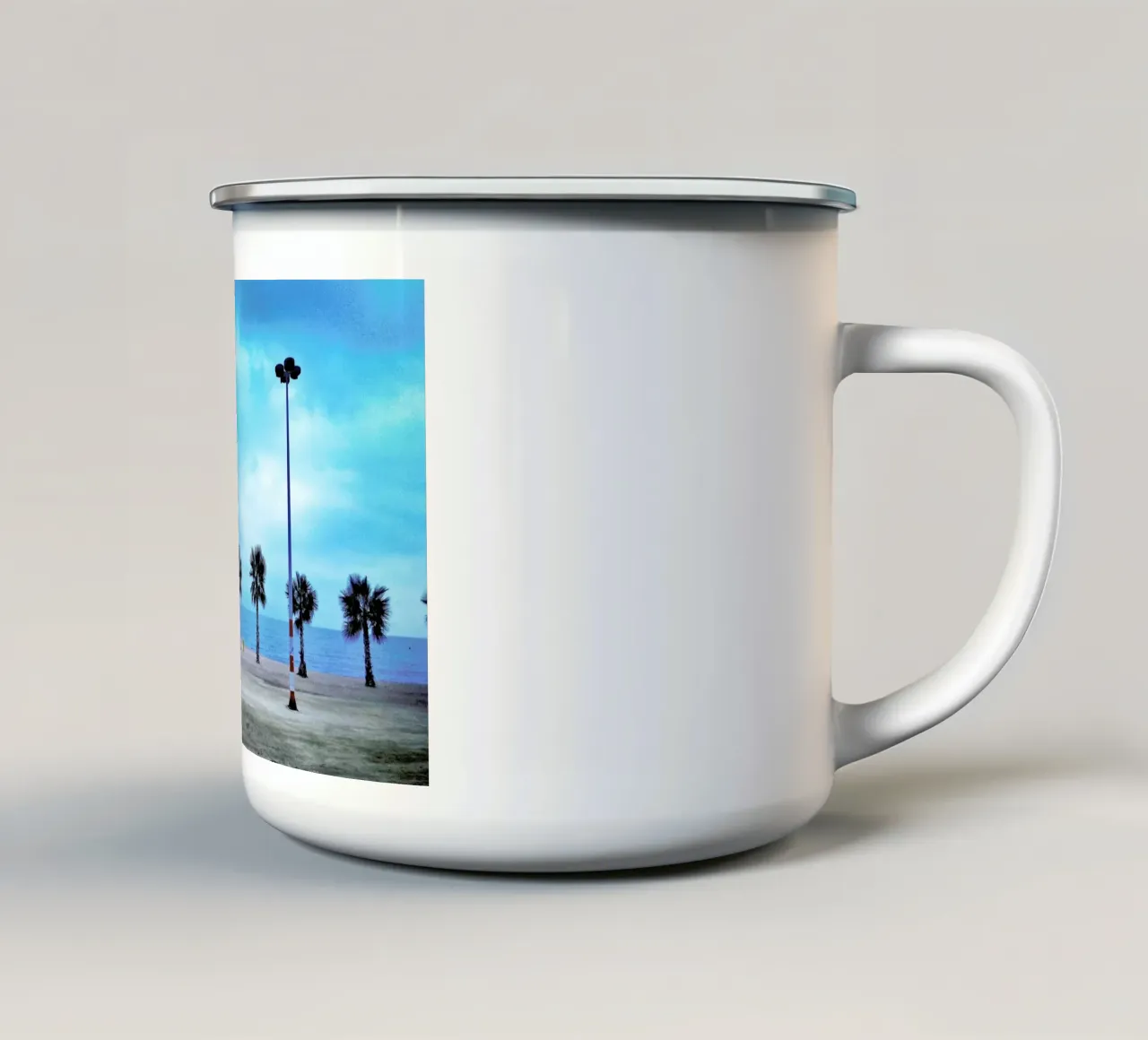 Costa Brava Beach tazza in smalto da Sattrup & Høst