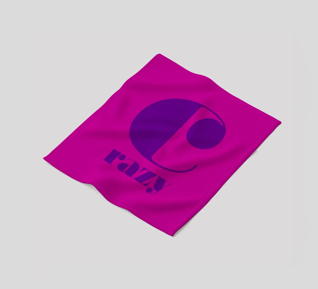 Crazy fleece blanket by Typehype