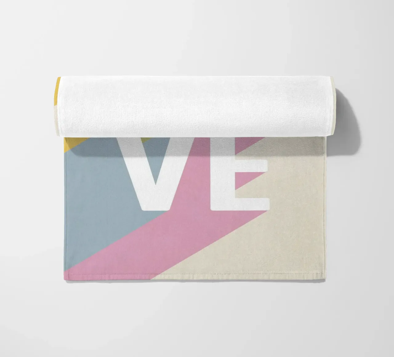 Retro 'LOVE' pastelkleurige schaduwen strandhanddoek van Dominique Vari Words