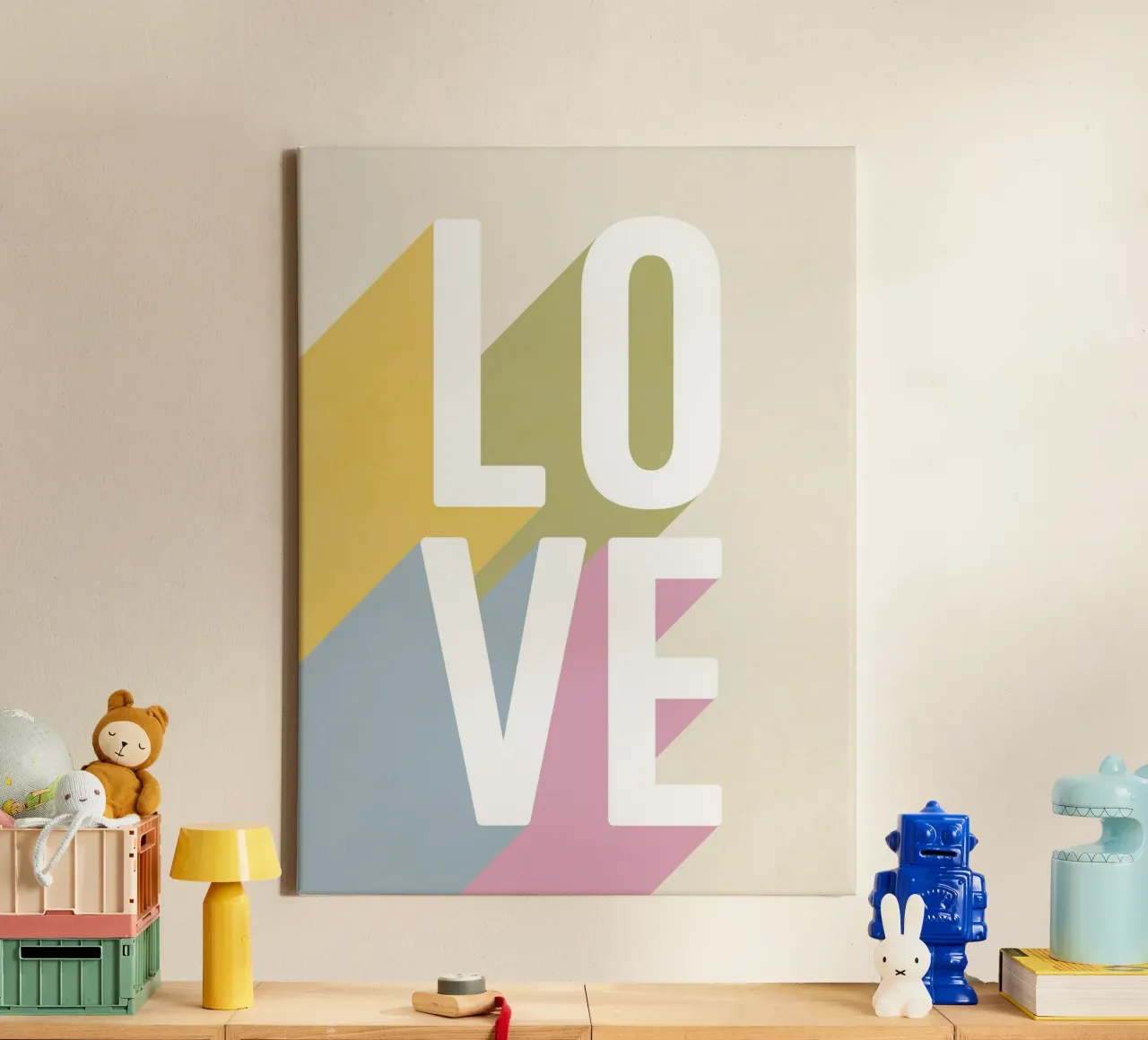 Retro 'LOVE' pastelkleurige schaduwen canvas van Dominique Vari Words