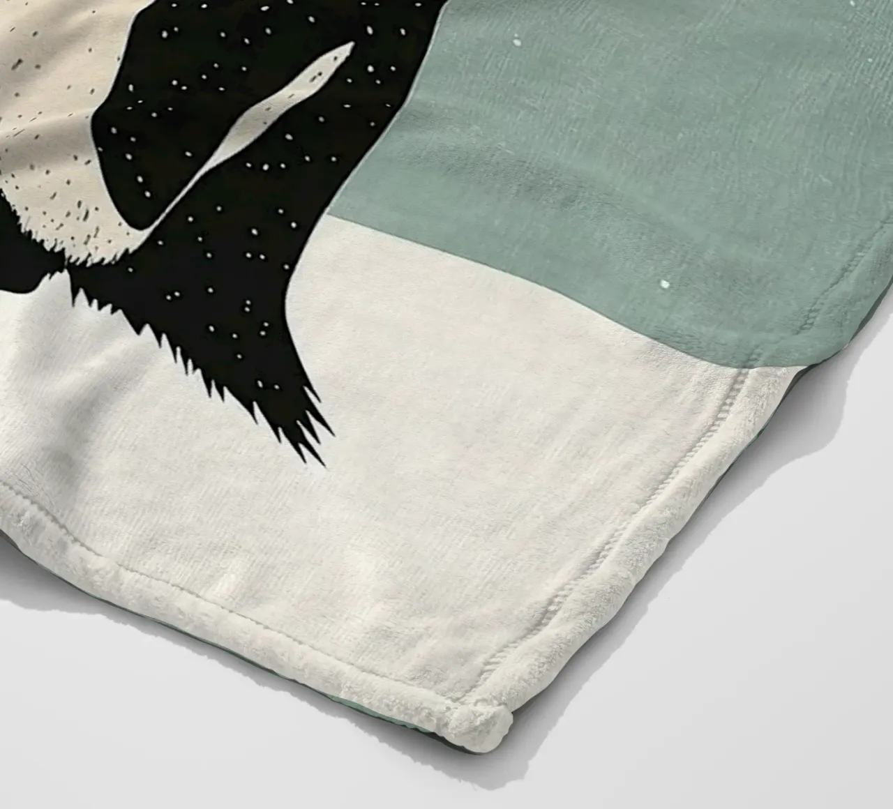 Pinguino coperta in pile da Nikis Art Studio