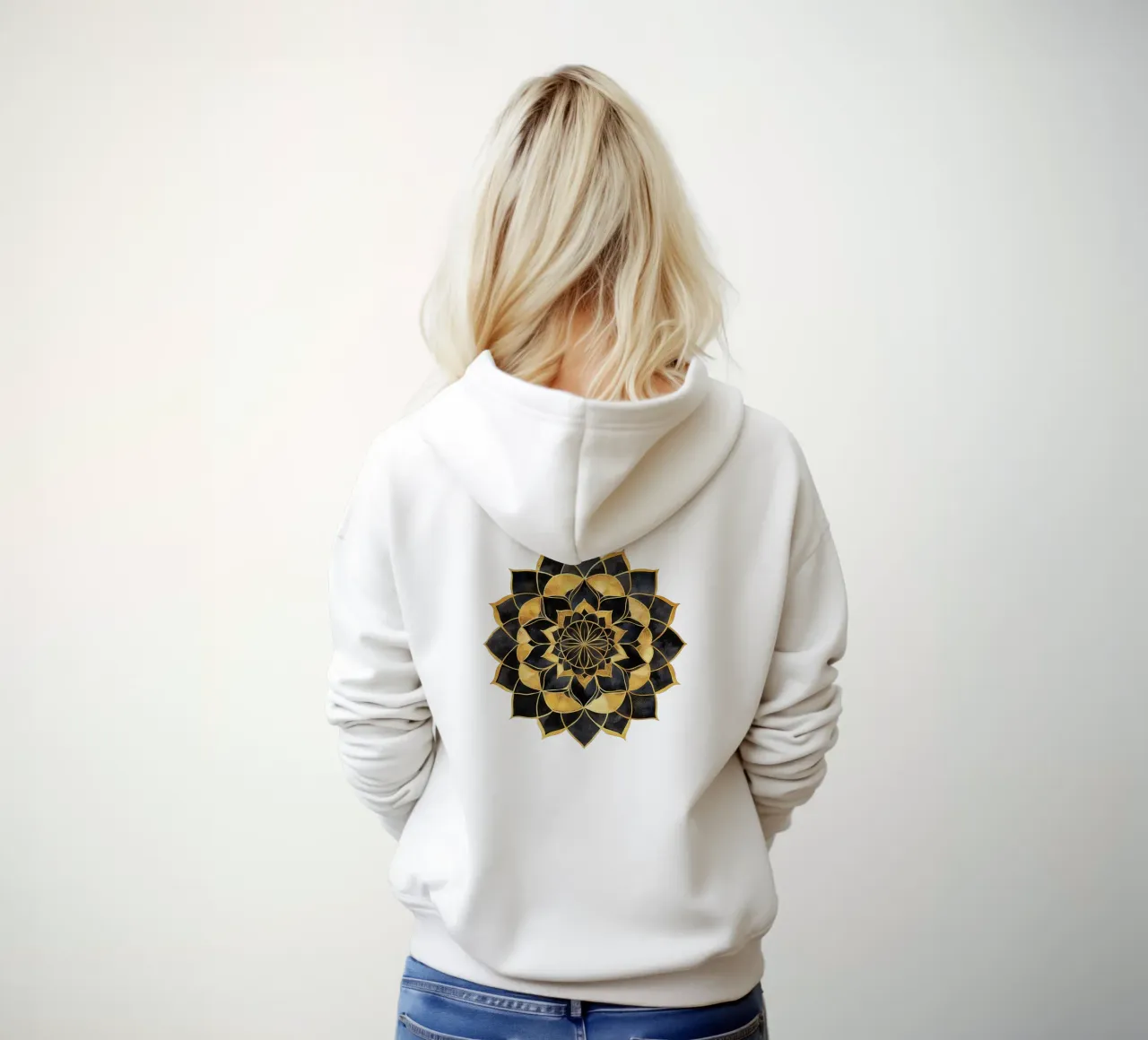Mandala nero e oro felpa con cappuccio da Spiritual Touch