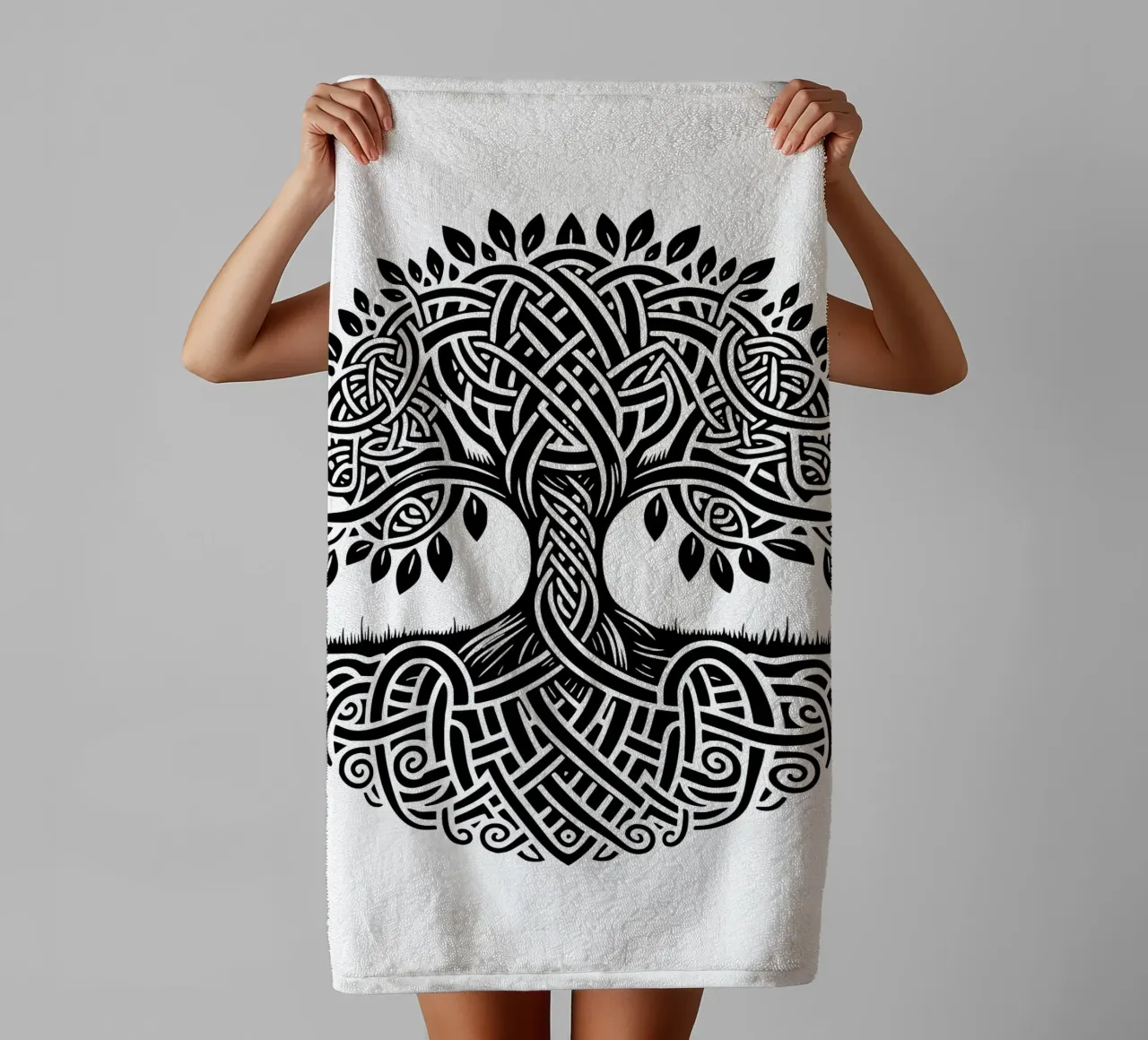 Albero della vita in bianco e nero asciugamano da bagno da Spiritual Touch