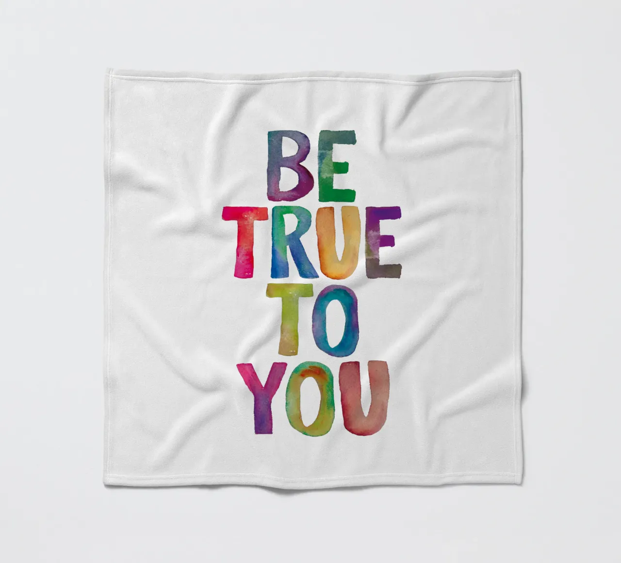 Be True to You - Design tipografico arcobaleno per bambini coperta in pile da THE MOTIVATED TYPE