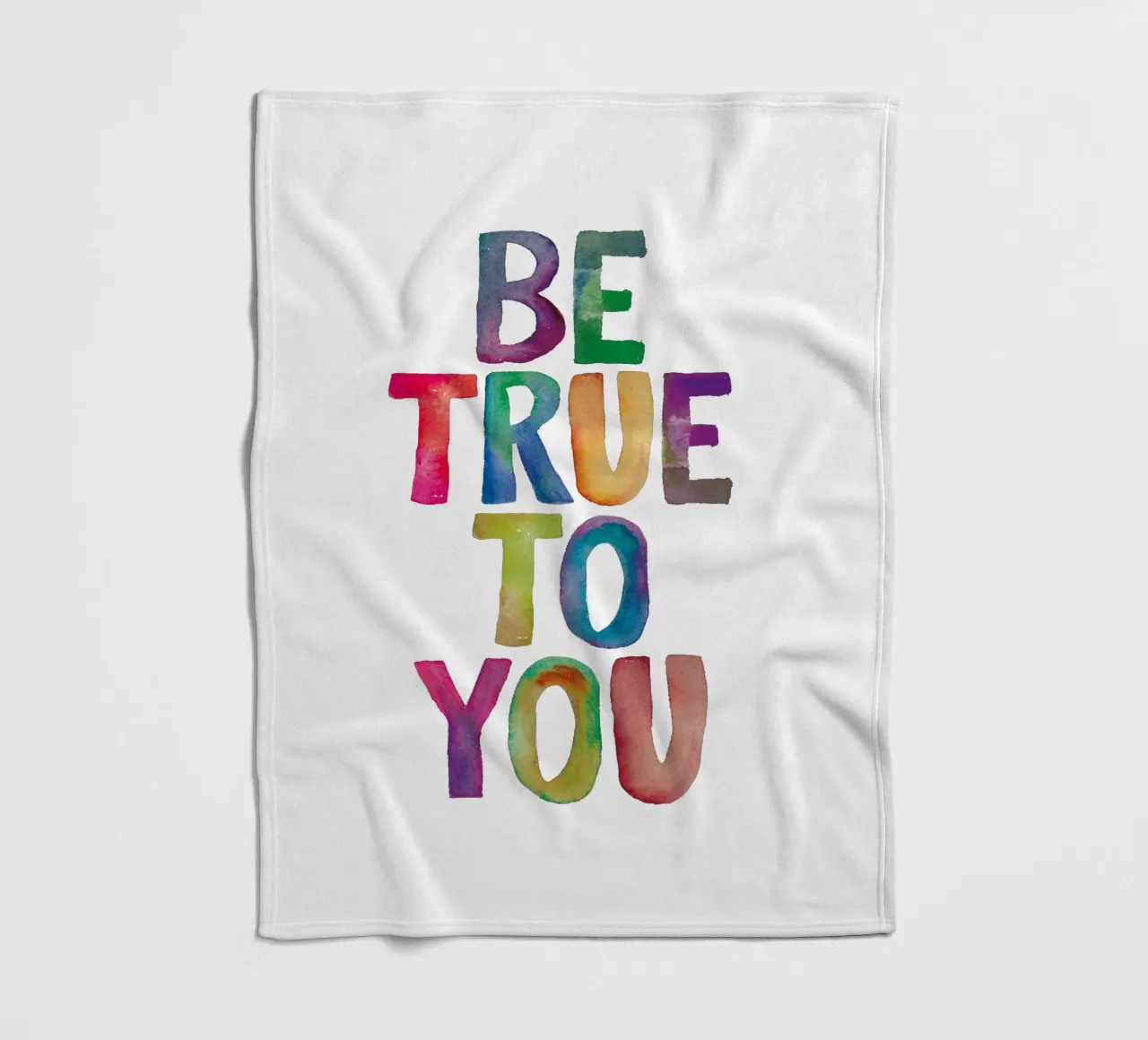Be True to You - Design tipografico arcobaleno per bambini coperta in pile da THE MOTIVATED TYPE