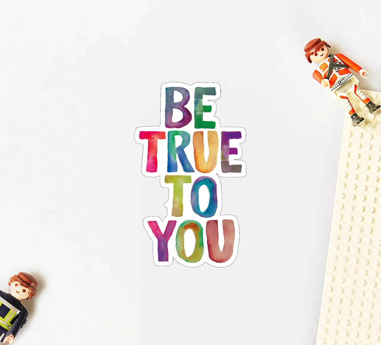 Sei dir treu Regenbogen Typografie Design für Kinder Sticker von THE MOTIVATED TYPE