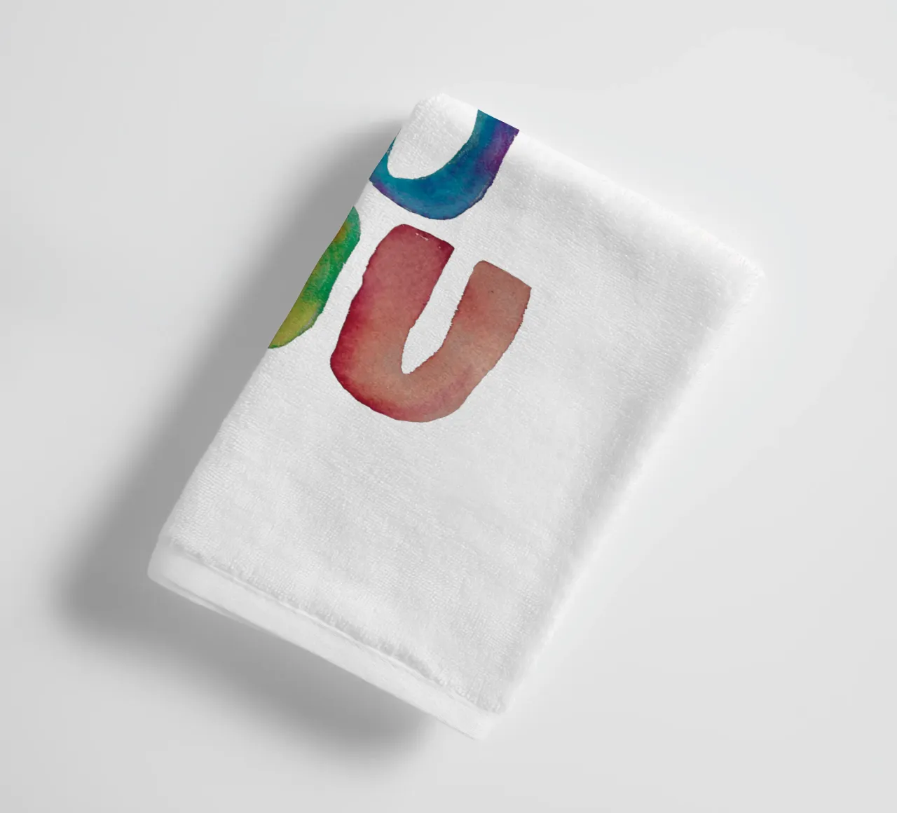 Be True to You - Design tipografico arcobaleno per bambini asciugamano da bagno da THE MOTIVATED TYPE