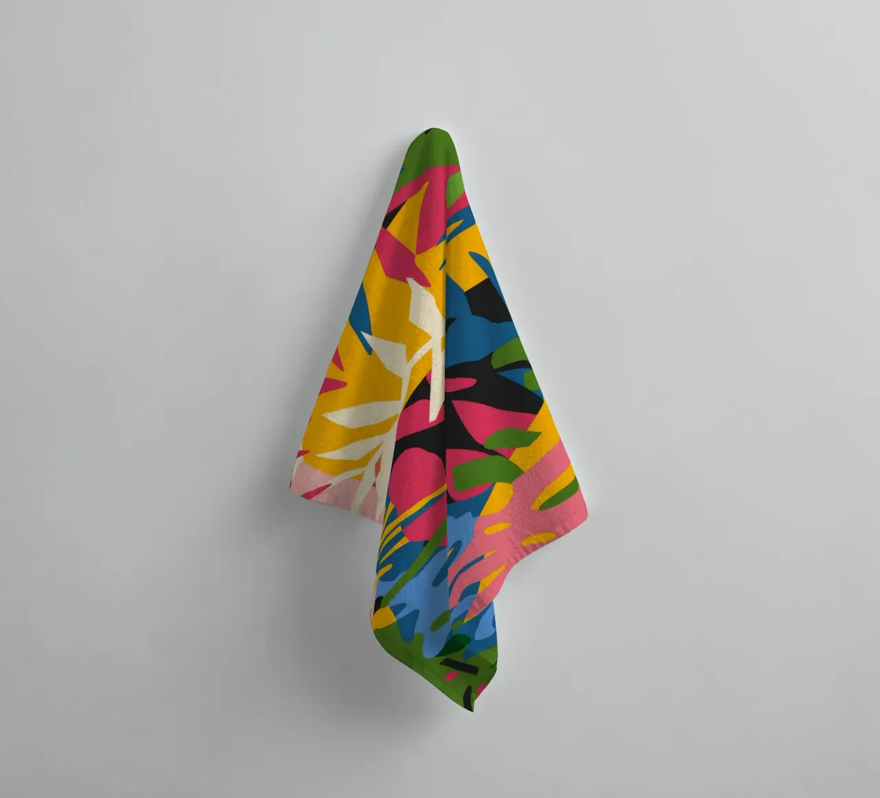 Jungle Foliage Colors towel by Demar Galleria